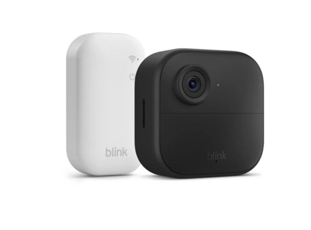 blink Überwachungskamera Kamera Outdoor 4 Sicherheitskamera 1-Kamera-System Überwachungskamera (Außenbereich, Innenbereich, Set, inkl. Sync Modul Core, integriertes Mikrofon)