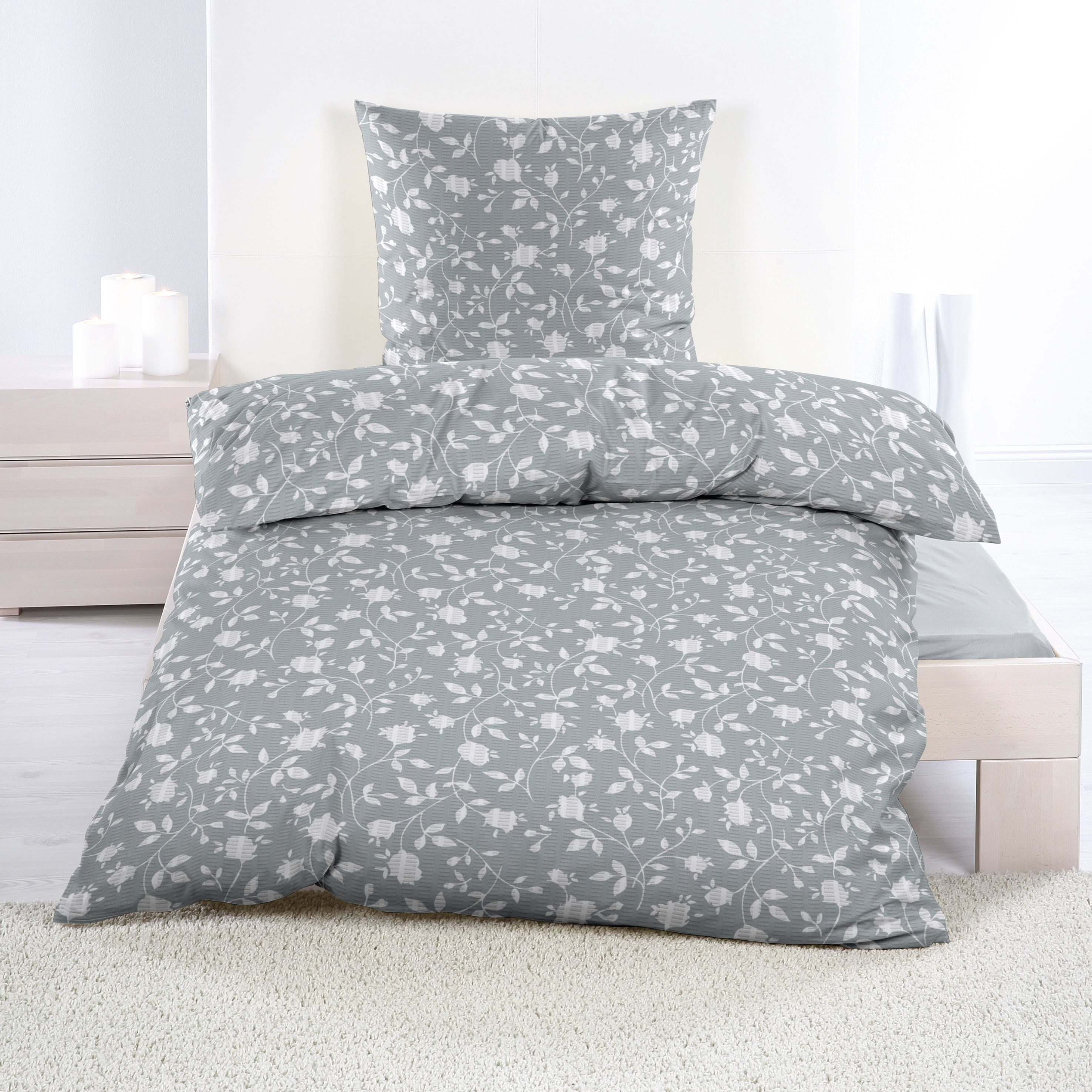 Casa Colori Bettwäsche Casa Calori, Seersucker, 2 teilig, weiße Blümchen, grau