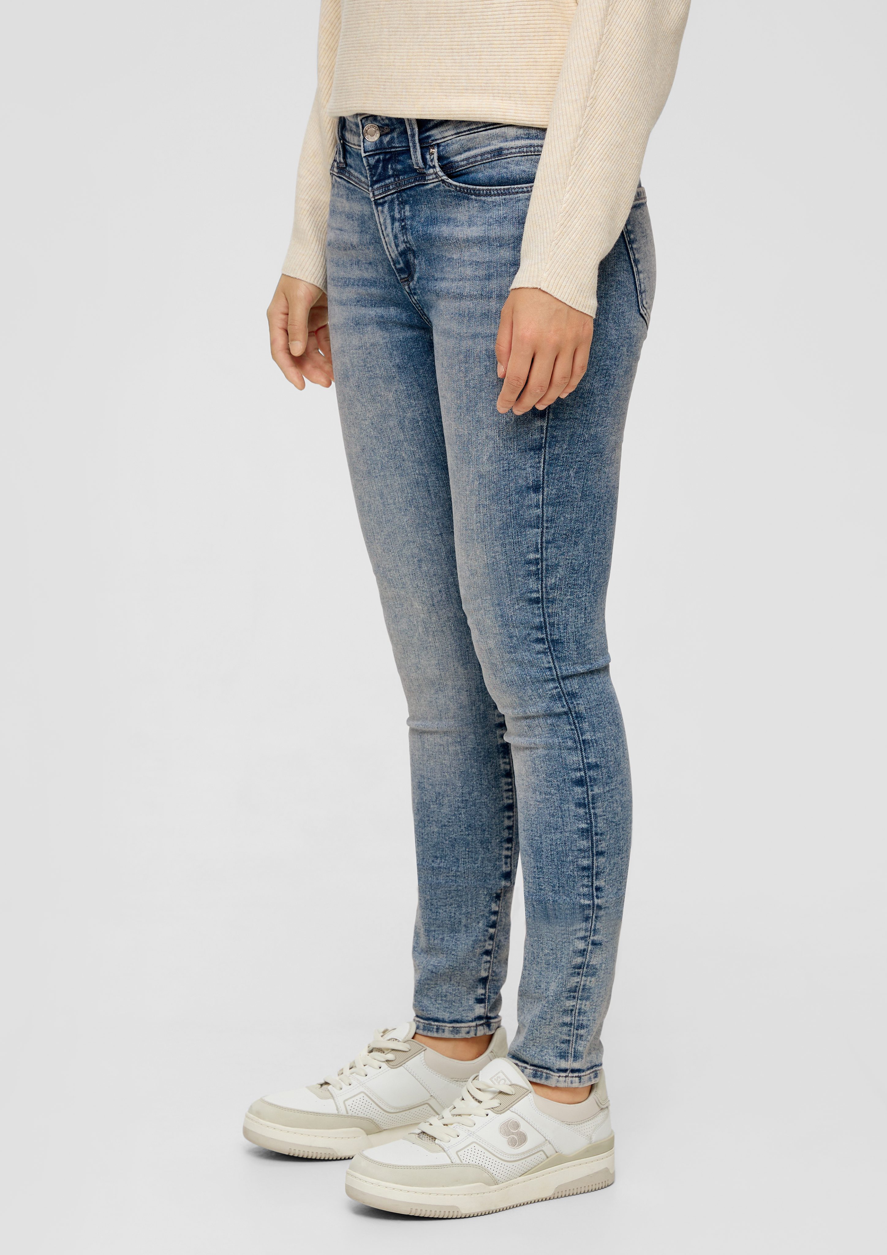 s.Oliver 5-Pocket-Jeans Jeans Izabell Skinny Skinny Mid Rise / Fit Waschung / / Leg