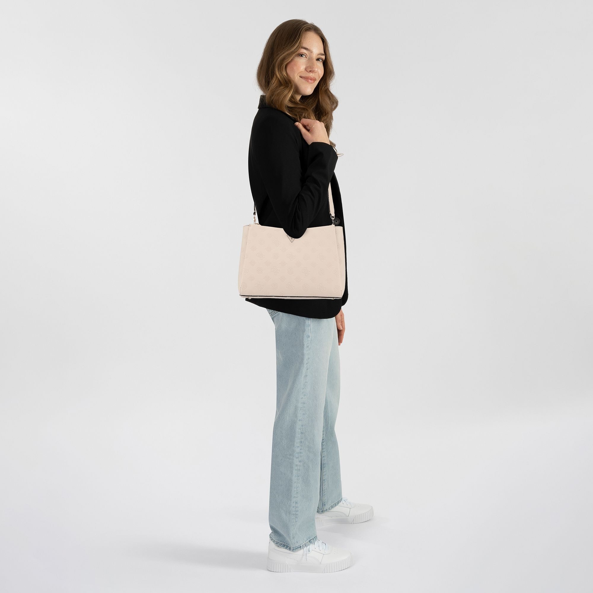 Guess Schultertasche Tisha, Polyurethan