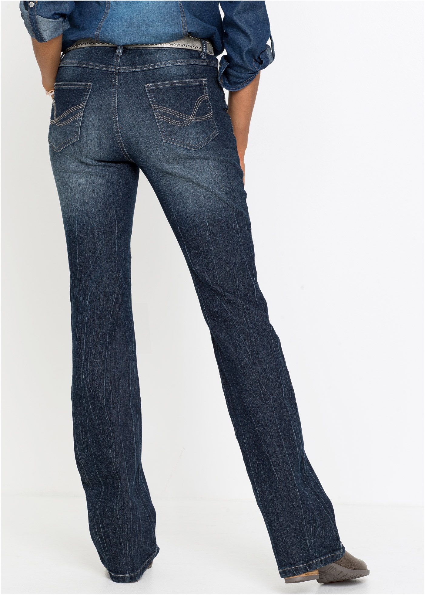 bonprix Bootcut-Jeans Slim Fit Passform, mit Stretch-Anteil, mit Five-Pocket Style
