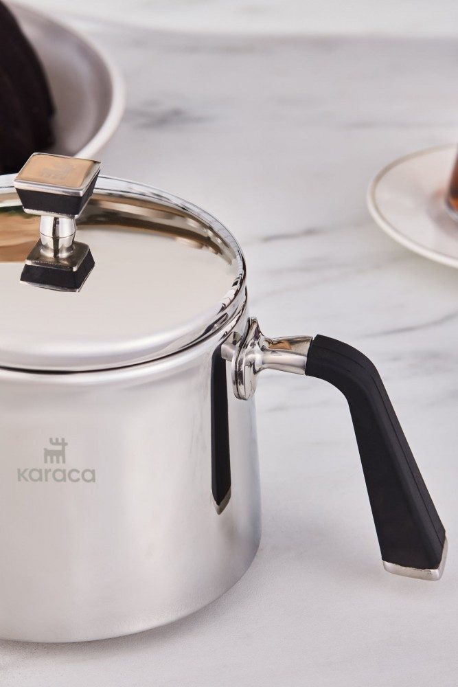 Karaca Teekanne Karaca Fiona Edelstahl Türkische Teekanne Induktiongeeignet Caydanlik, 3 l, (2-St)