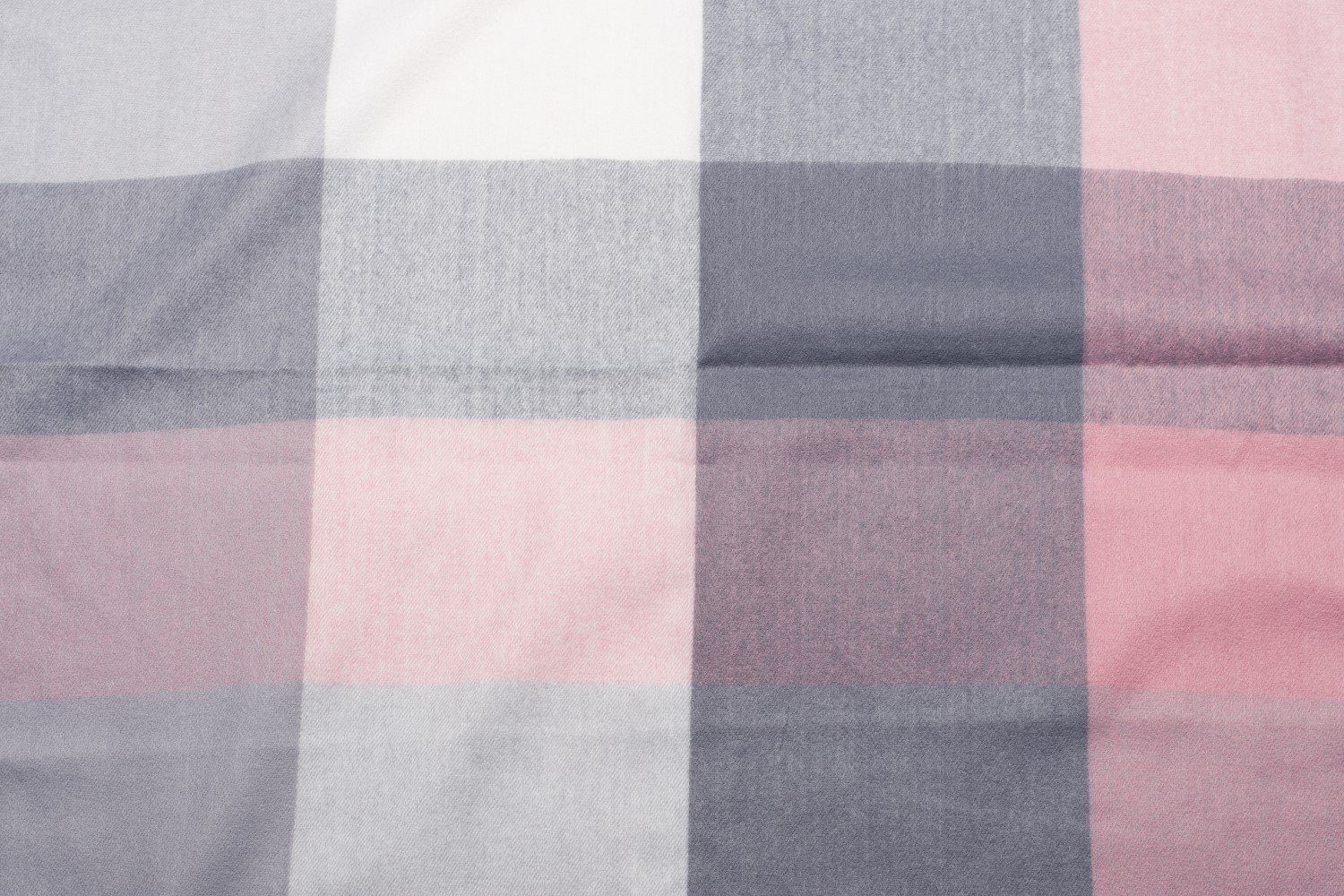 styleBREAKER Modeschal Weicher karierter Schal mit Fransen, (1-St) günstig online kaufen