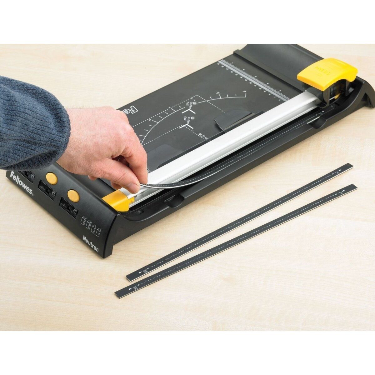 FELLOWES Papierschneidegerät Schneidstreifen A3 für Rollenschneidgeräte VE=3 Stück