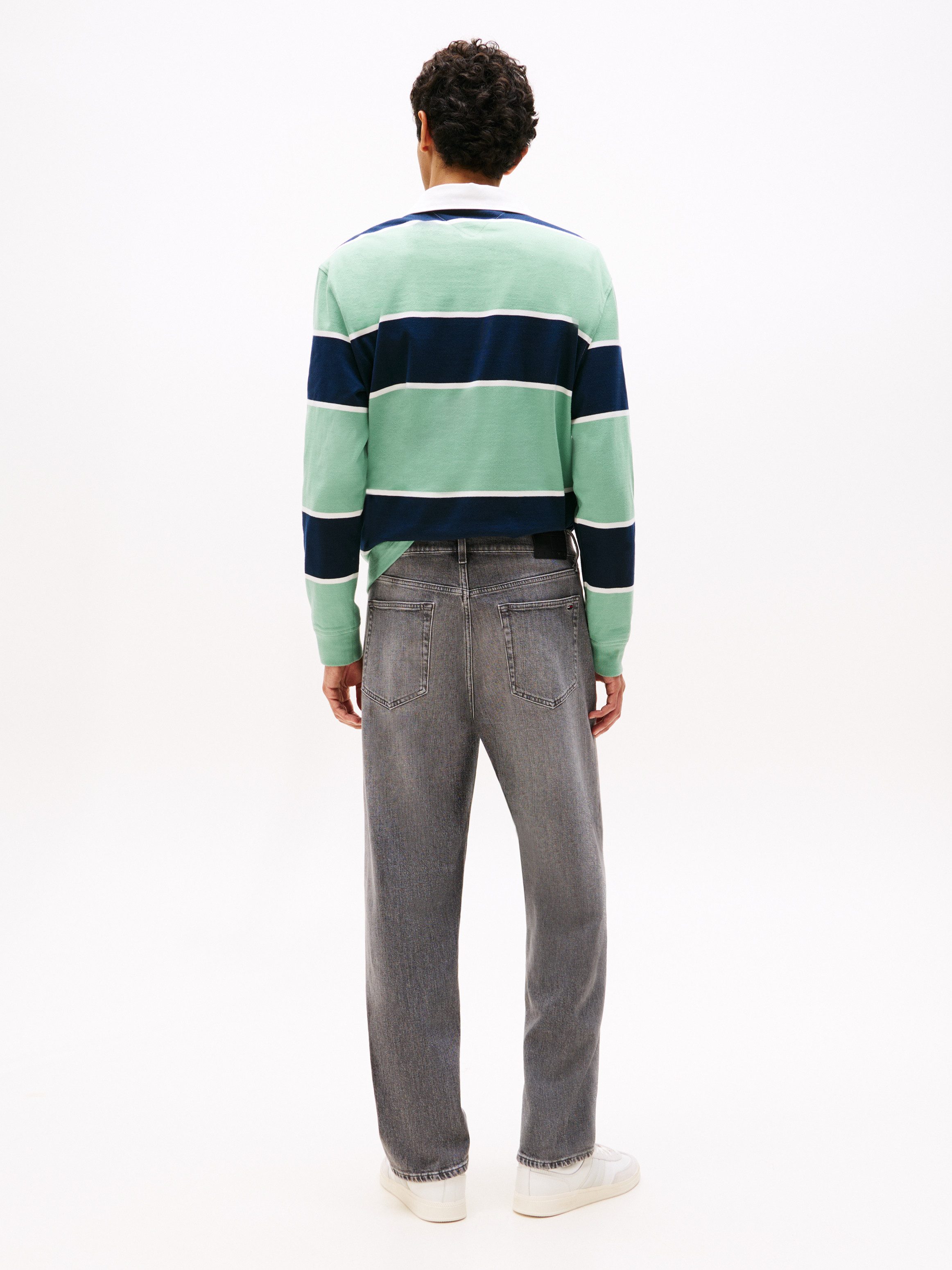 Tommy Jeans 5-Pocket-Jeans Sonny Regular Tapered mit dezenter Waschung – Bild 5 von 5