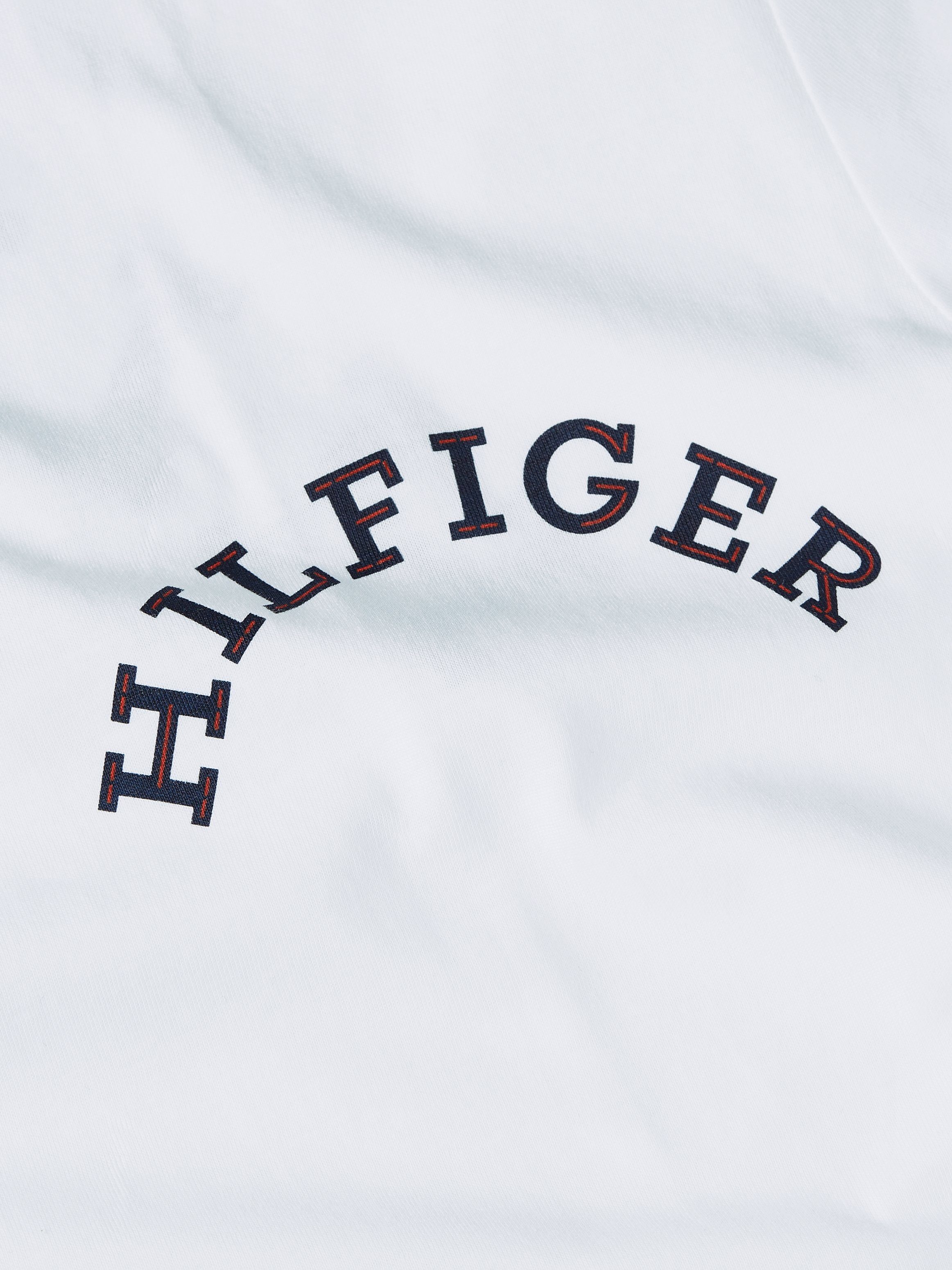 White Hilfiger Logo-Druck mit Tommy der PRINT T-Shirt Brust BACK auf MONOTYPE