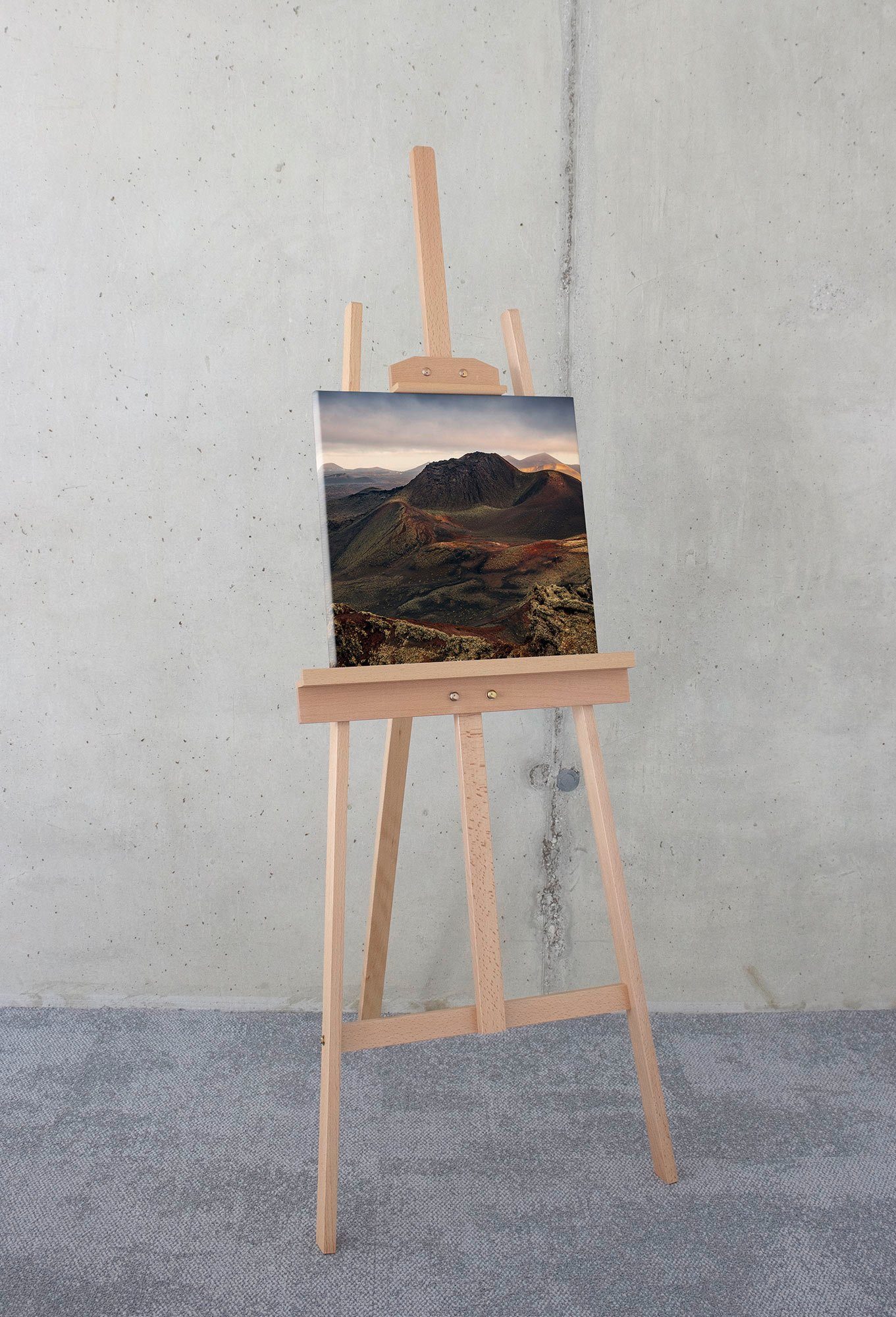 Komar Leinwandbild Vulkanland - Größe 40 x 40 cm, Baum, Berge, Blumen, Blätter, Foto, Jahreszeiten, Landschaft, Meer, Natur, Palmen, Strand (Packung, 1 St), Keilrahmenbild mi Echtholzrahmen