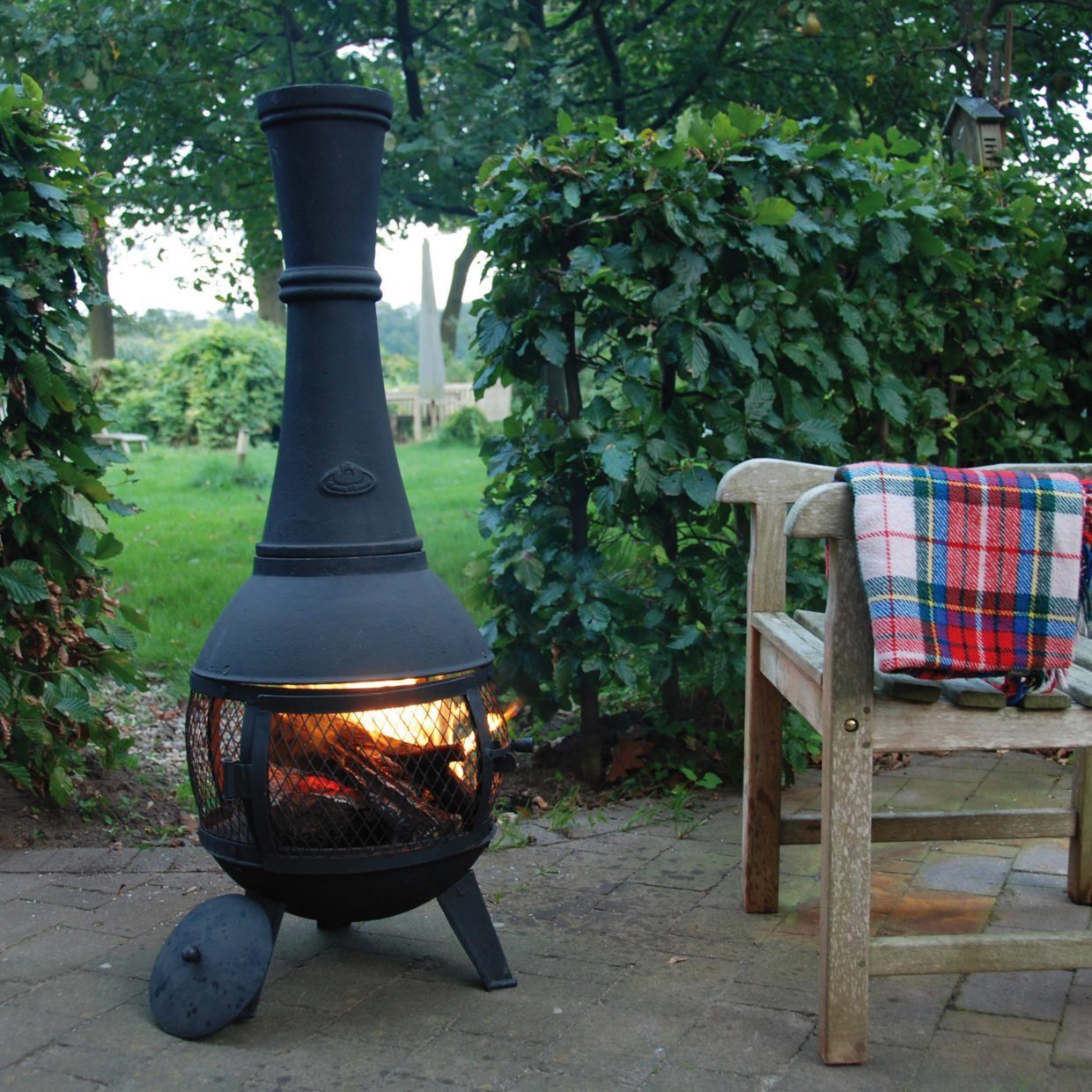 esschert design Feuerschale »Gitter Terrassenofen Garten Ofen schwere  Qualität Feuerstelle H120 cm«