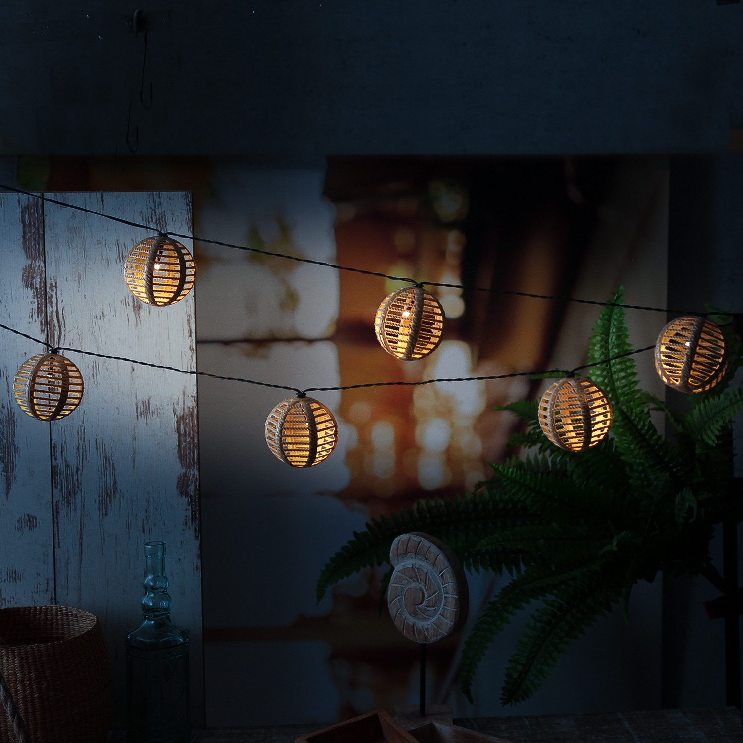 MARELIDA LED-Lichterkette 10 Kugeln in Rattan Optik Boho Solar Deko Girlande Lichtsensor L: 2,7m, 10-flammig