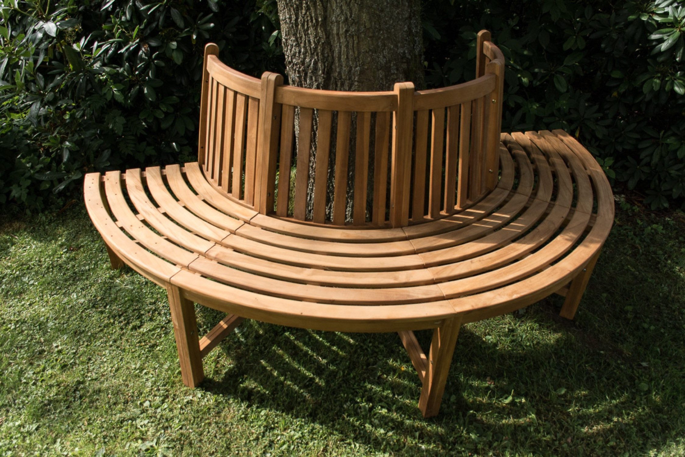 TPFGarden Baumbank Mirella (mit 180-Grad Sitzfläche und Rückenlehnen), Teak-Holz Garten Baumbank Sitzbank massiv 203 cm