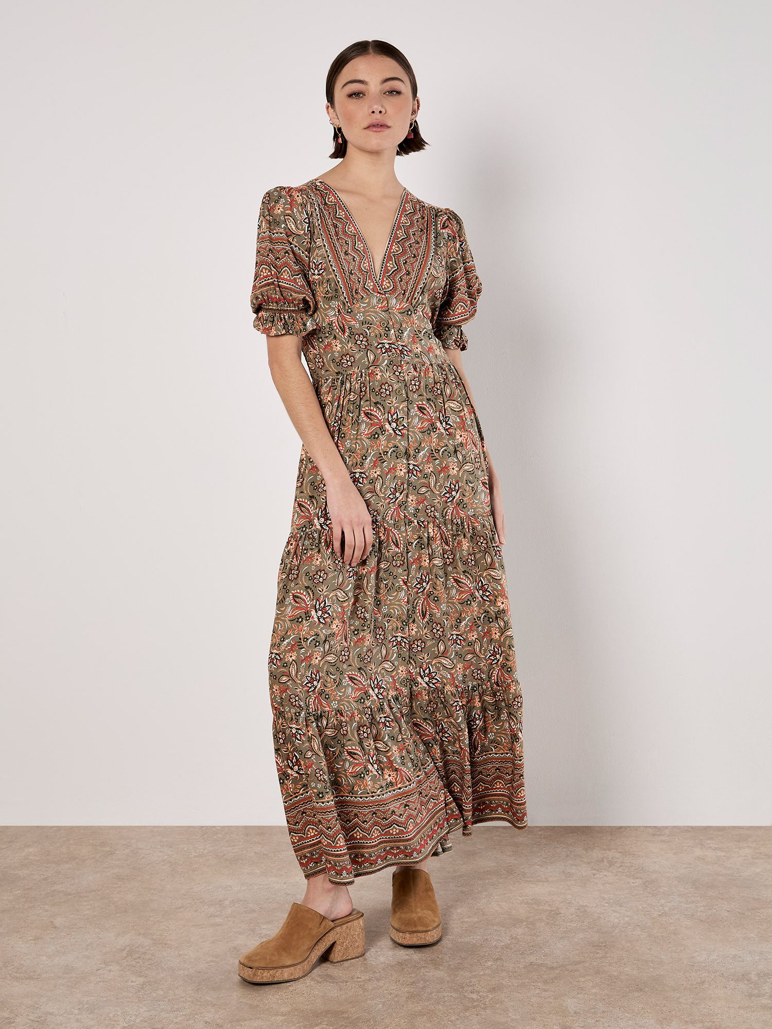 Apricot Druckkleid Sarasa Sommerkleid mit Blumenmuster günstig online kaufen