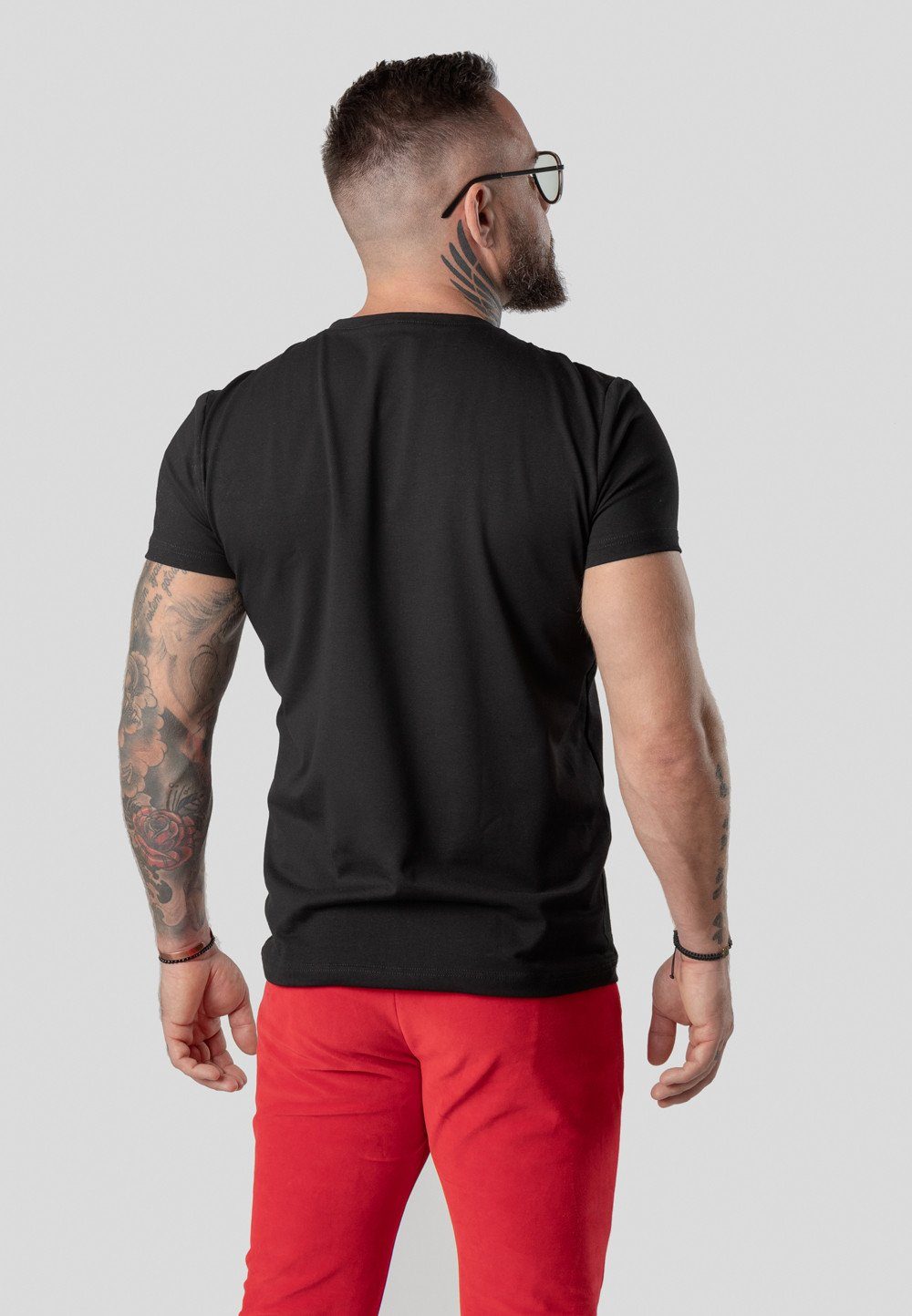 AMIGOS T-Shirt Fit Einfaches TRES Slim Schwarz mit T-Shirt Logo