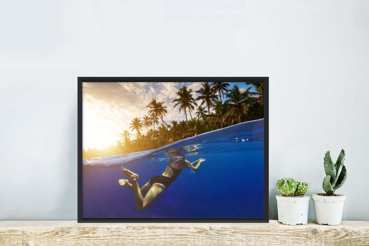 Poster Insel, Bilderrahmen Kunstdruck, Schwimmen Gerahmtes MuchoWow - - Poster, (1 Rahmen, mit Schwarzem Meer St),