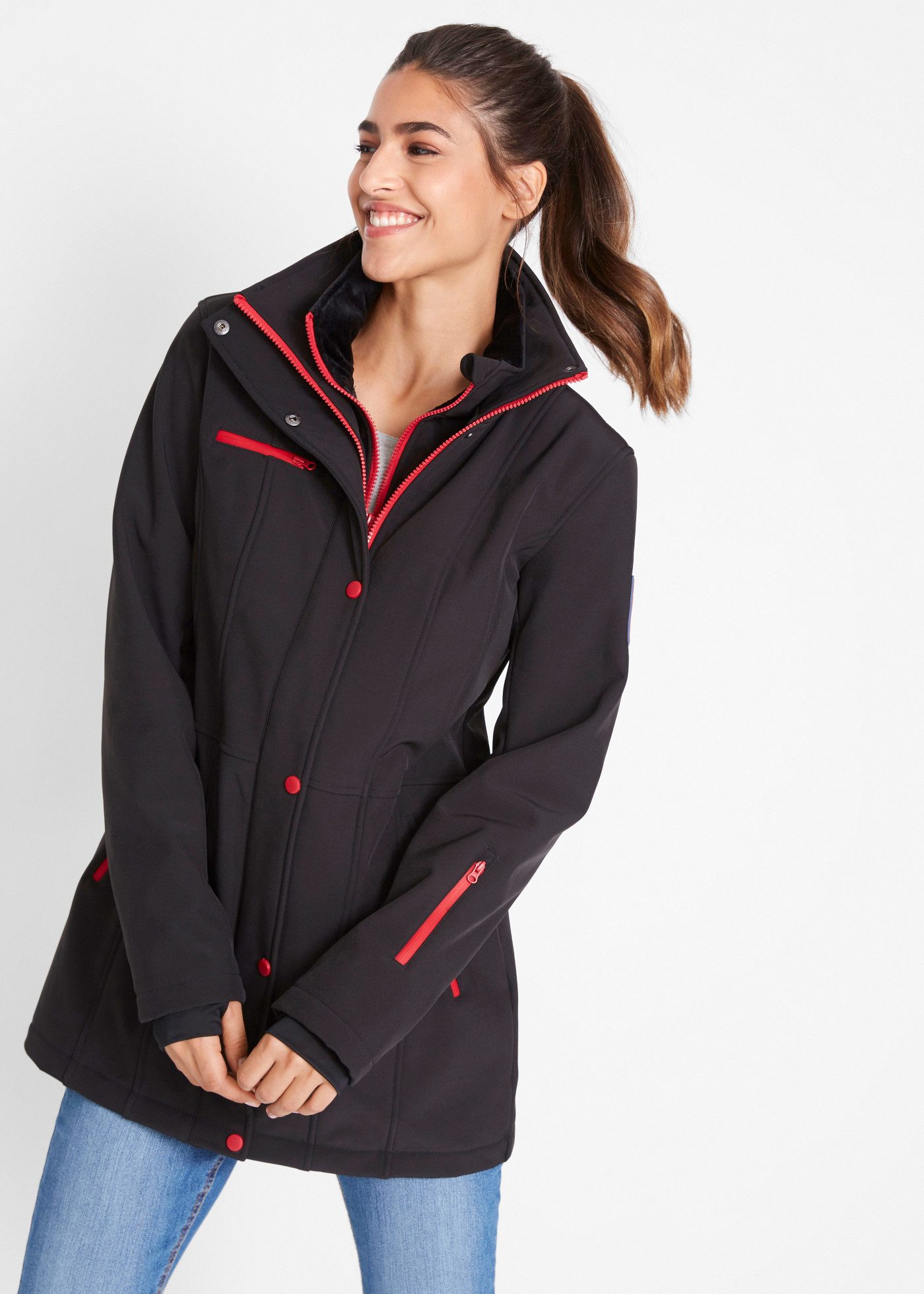 bonprix Softshelljacke atmungsaktiv, winddicht, wasserabweisend, mit hohem Stretchanteil