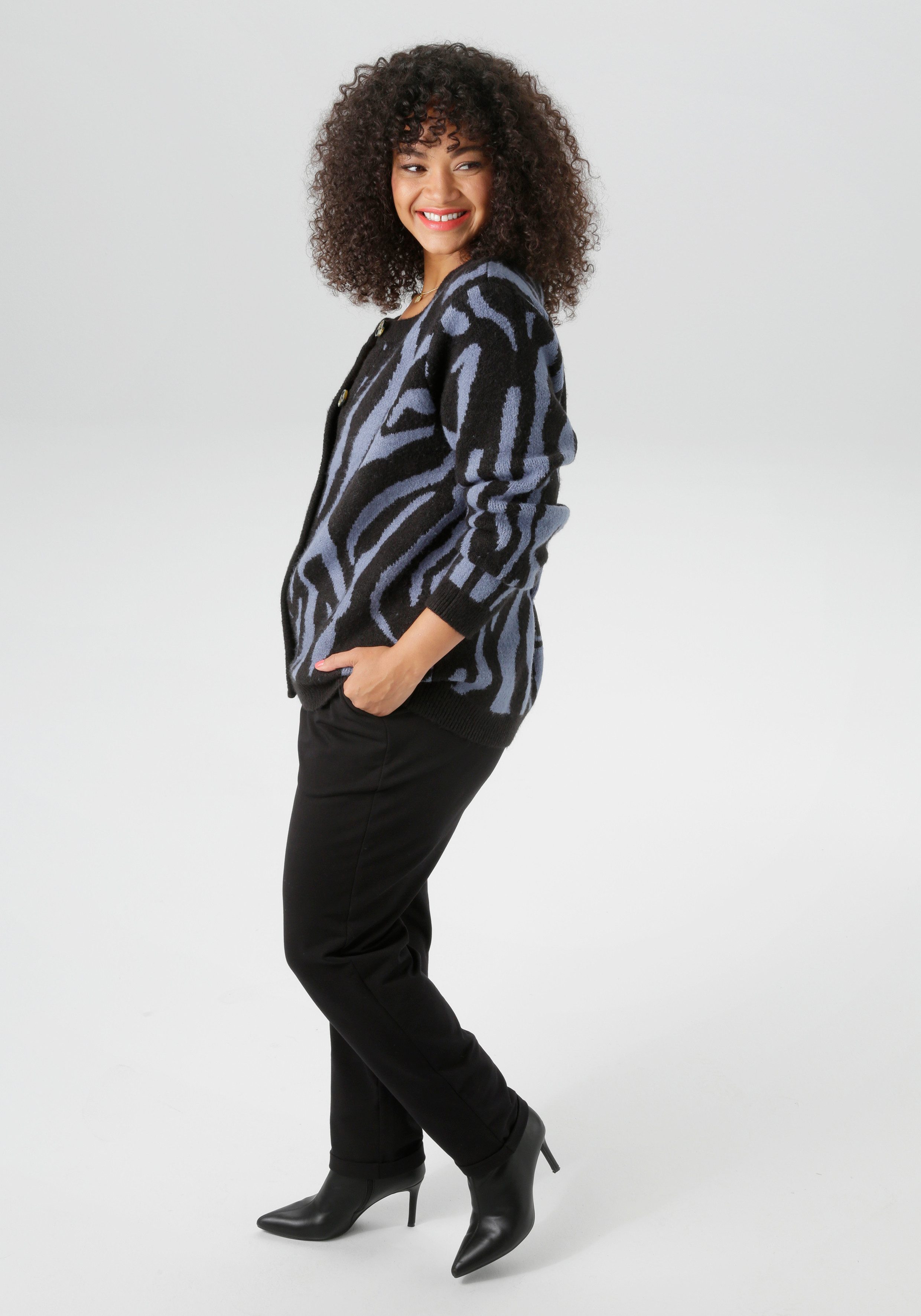 Aniston PLUS Strickjacke mit auffälligen Strickmuster günstig online kaufen