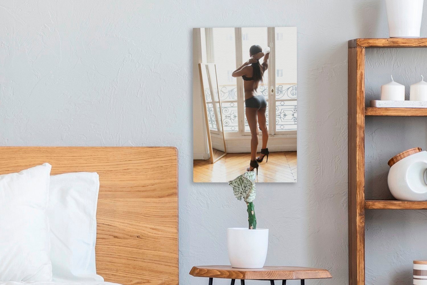 OneMillionCanvasses® Leinwandbild Frau in Dessous Gemälde, fertig steht bespannt im 20x30 Hotelzimmer, cm (1 vor einem Spiegel inkl. St), Leinwandbild Zackenaufhänger