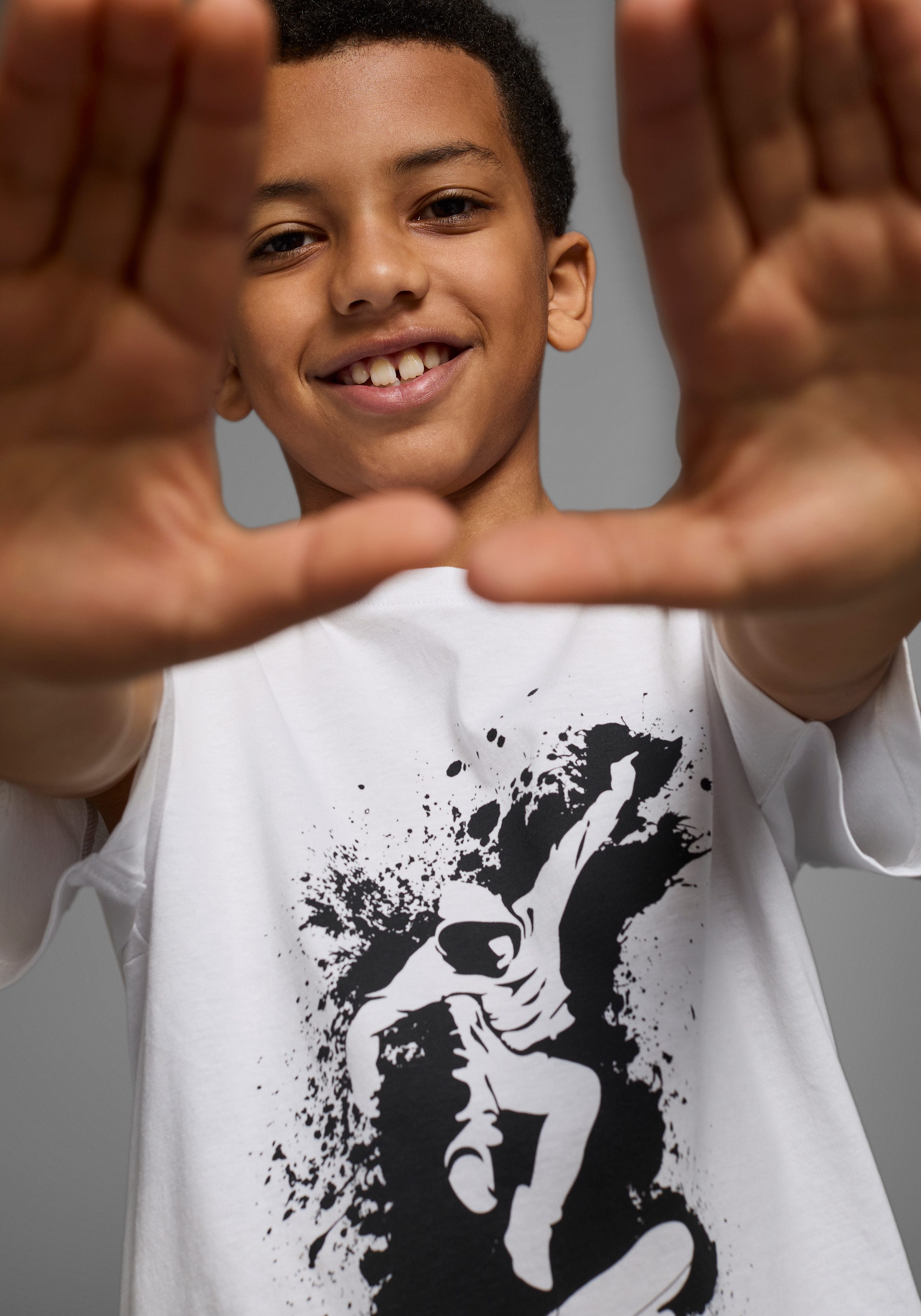 KIDSWORLD T-Shirt Mit coolem SKATER-Print Kurzarm, Basic-Passform, bedruckt, Rundhalsausschnitt