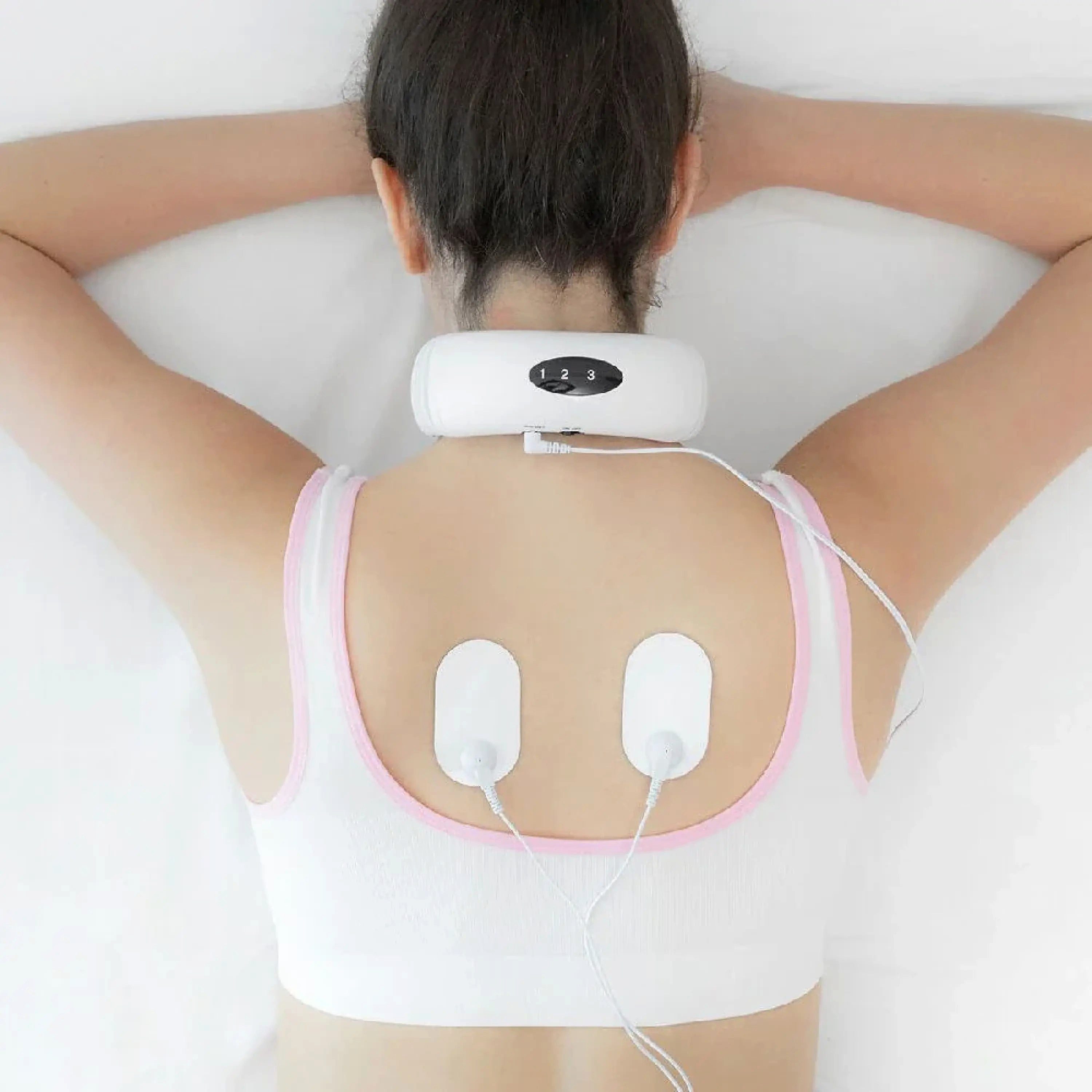 Sport-Knight® Massagegerät EMS Nacken- und Rückenmassagegerät Tiefenentspannung, Massagegerät-Set, Massagegerät, 2 Elektroden, 4 leitfähige Pflaster