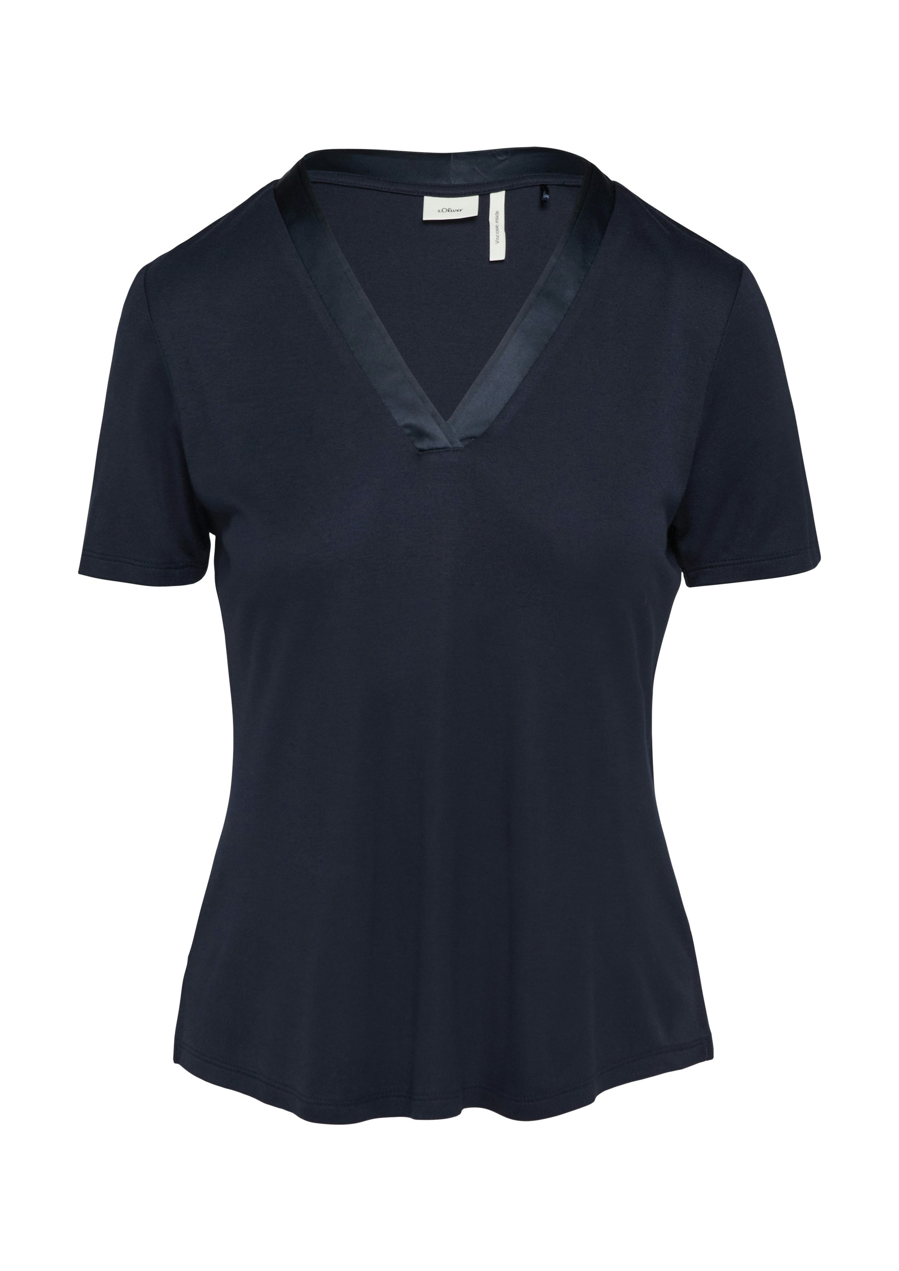 s.Oliver BLACK LABEL T-Shirt mit satiniertem V-Ausschnitt – Bild 4 von 4