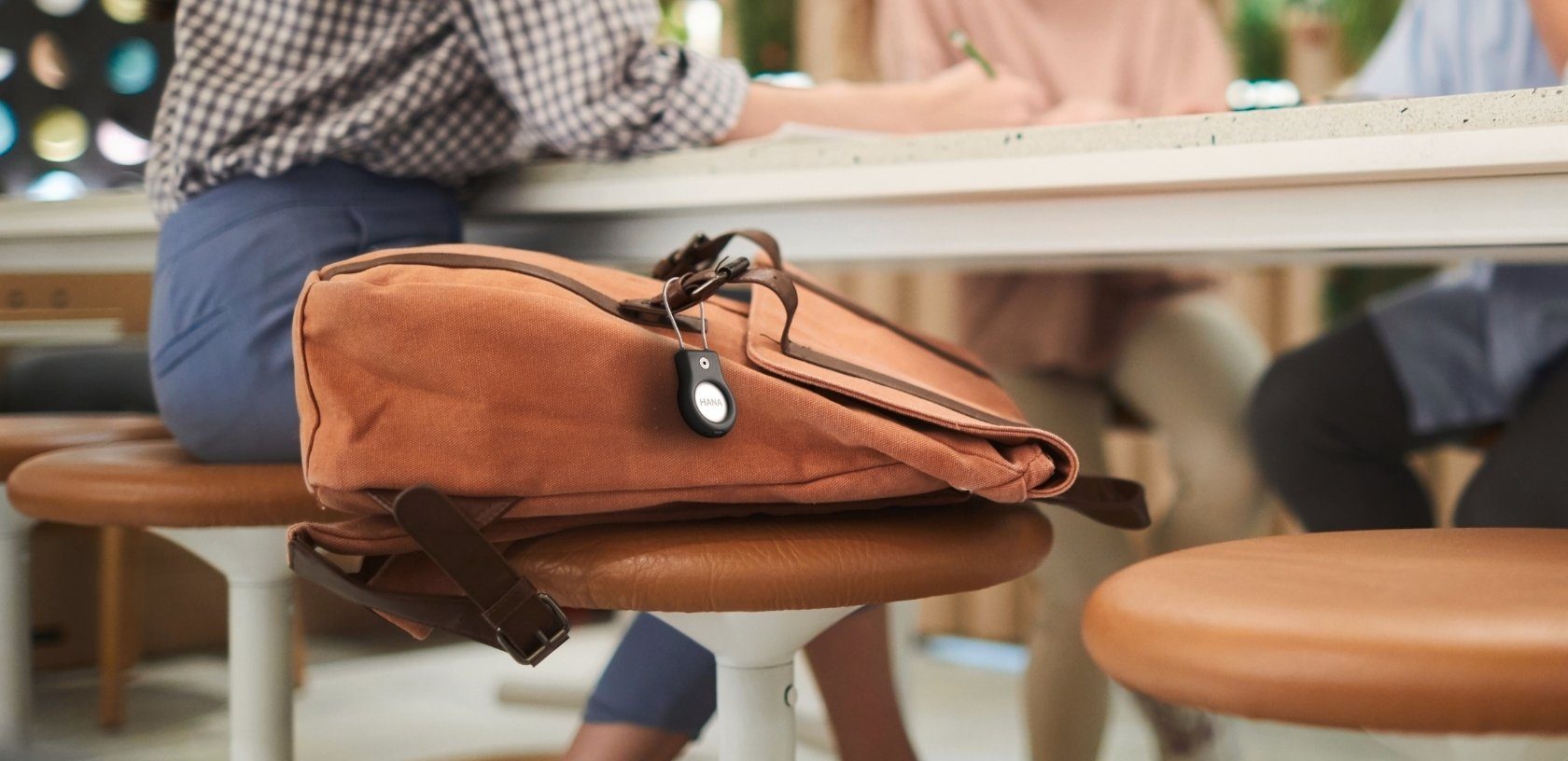 Belkin Schlüsselanhänger Secure Holder mit Karabiner für Apple AirTag (1-tlg)