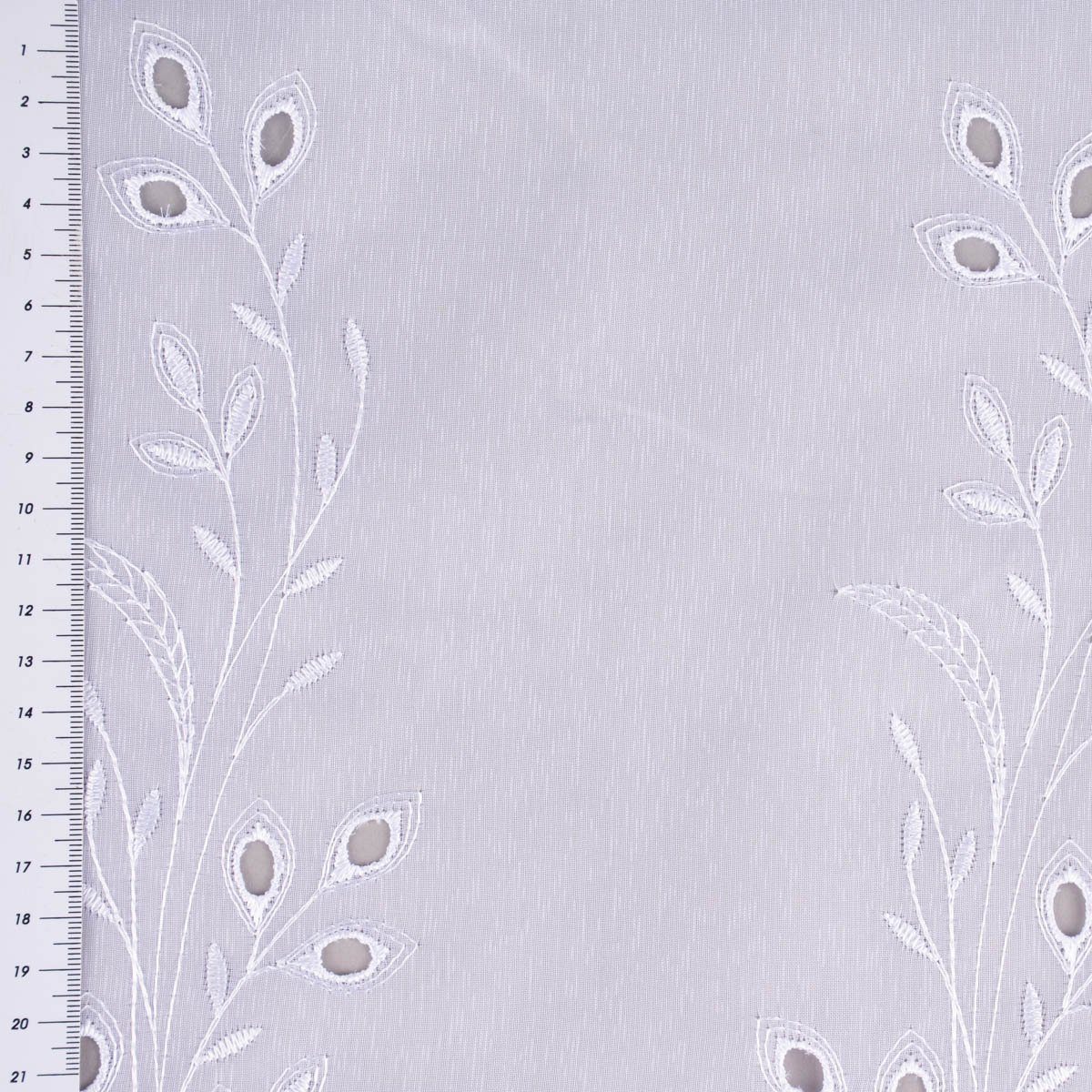 SCHÖNER LEBEN. Meterware Gardinenstoff Gardinenstores Stickerei Voile Blätter Bordüre weiß 17, leicht perforiert, Stickerei/Stickstoff, bestickt, pflegeleicht