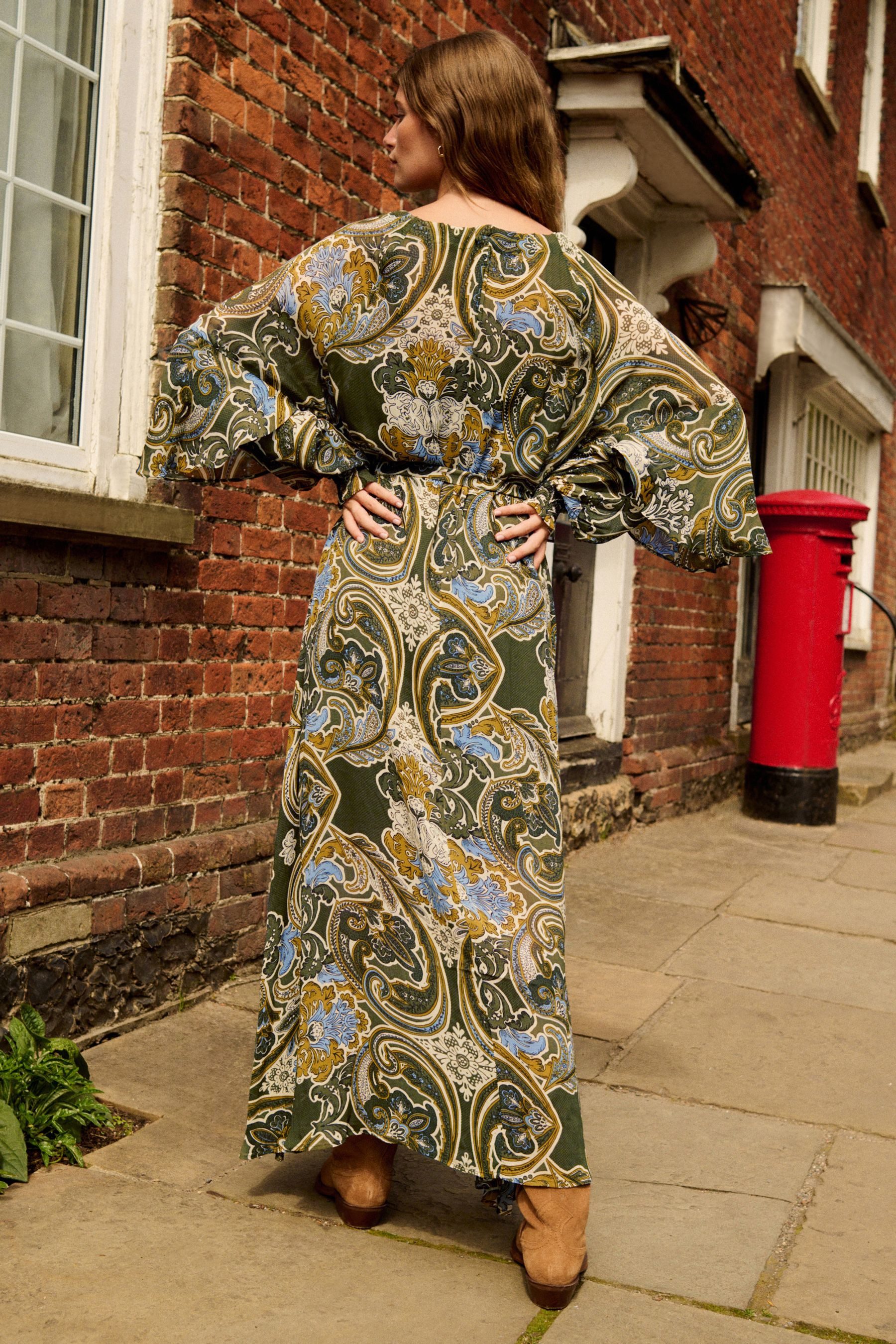 Next Maxikleid Maxikleid mit Volumenärmeln, Raffung günstig online kaufen