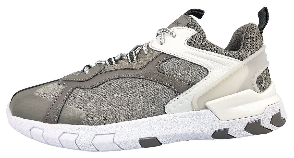 Sneaker Schnürschuh