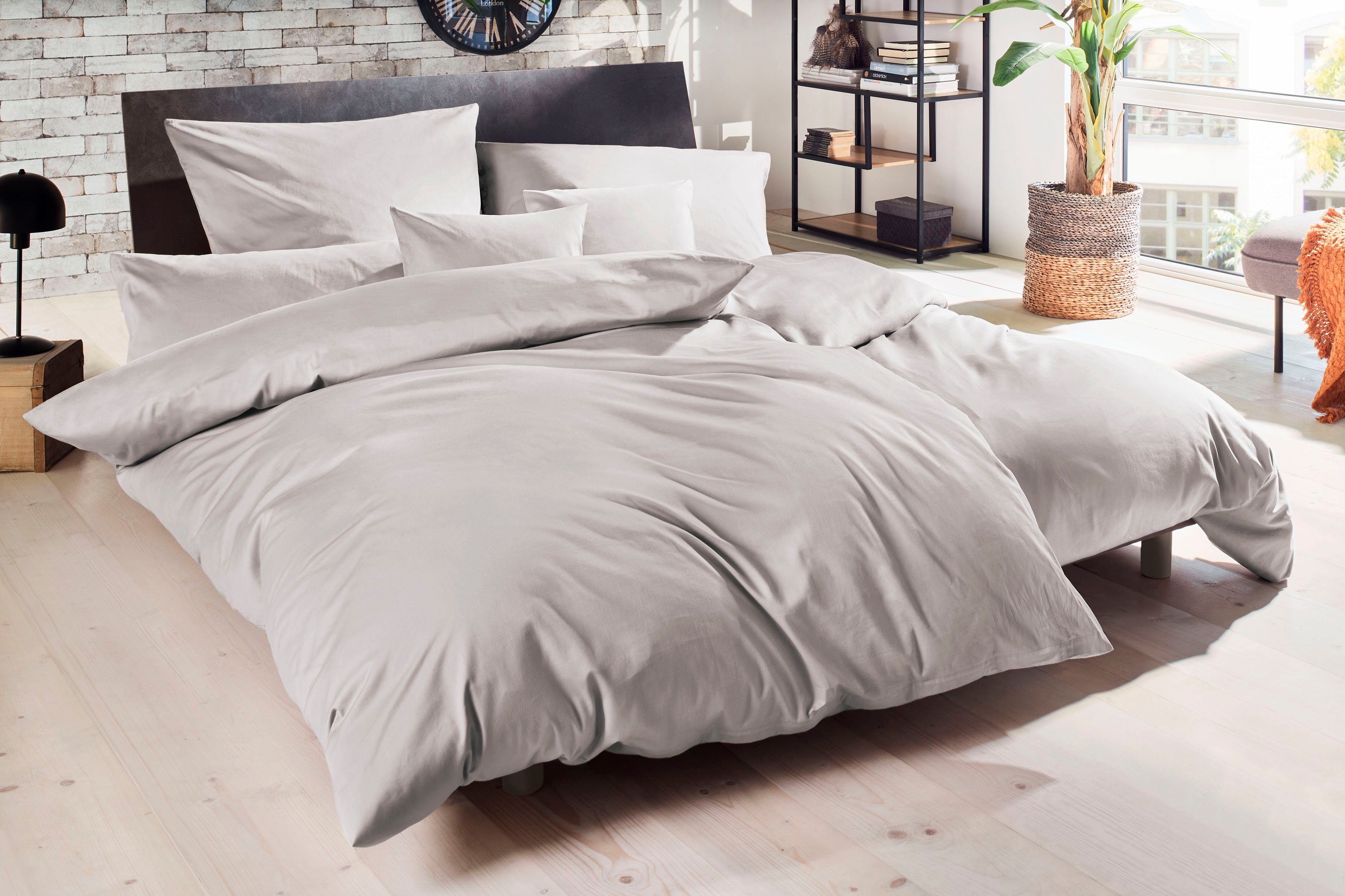 Primera Bettwäsche Uni Luxus-Satin in Gr. 135x200, 155x220 oder 200x200 cm, Satin, 2 teilig, Bettwäsche aus Baumwolle, unifarbene Bettwäsche mit Reißverschluss
