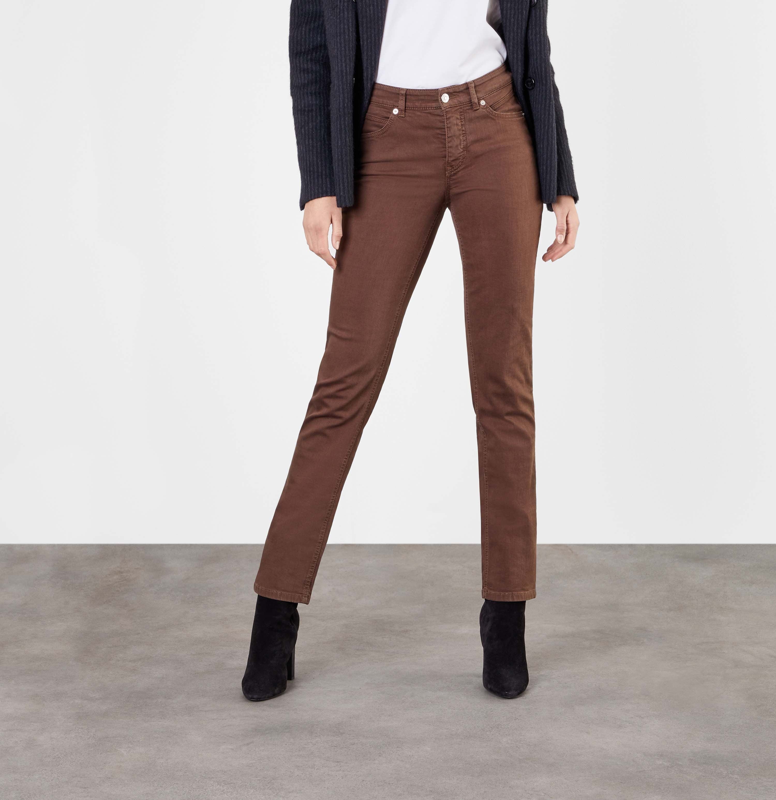 Chinos