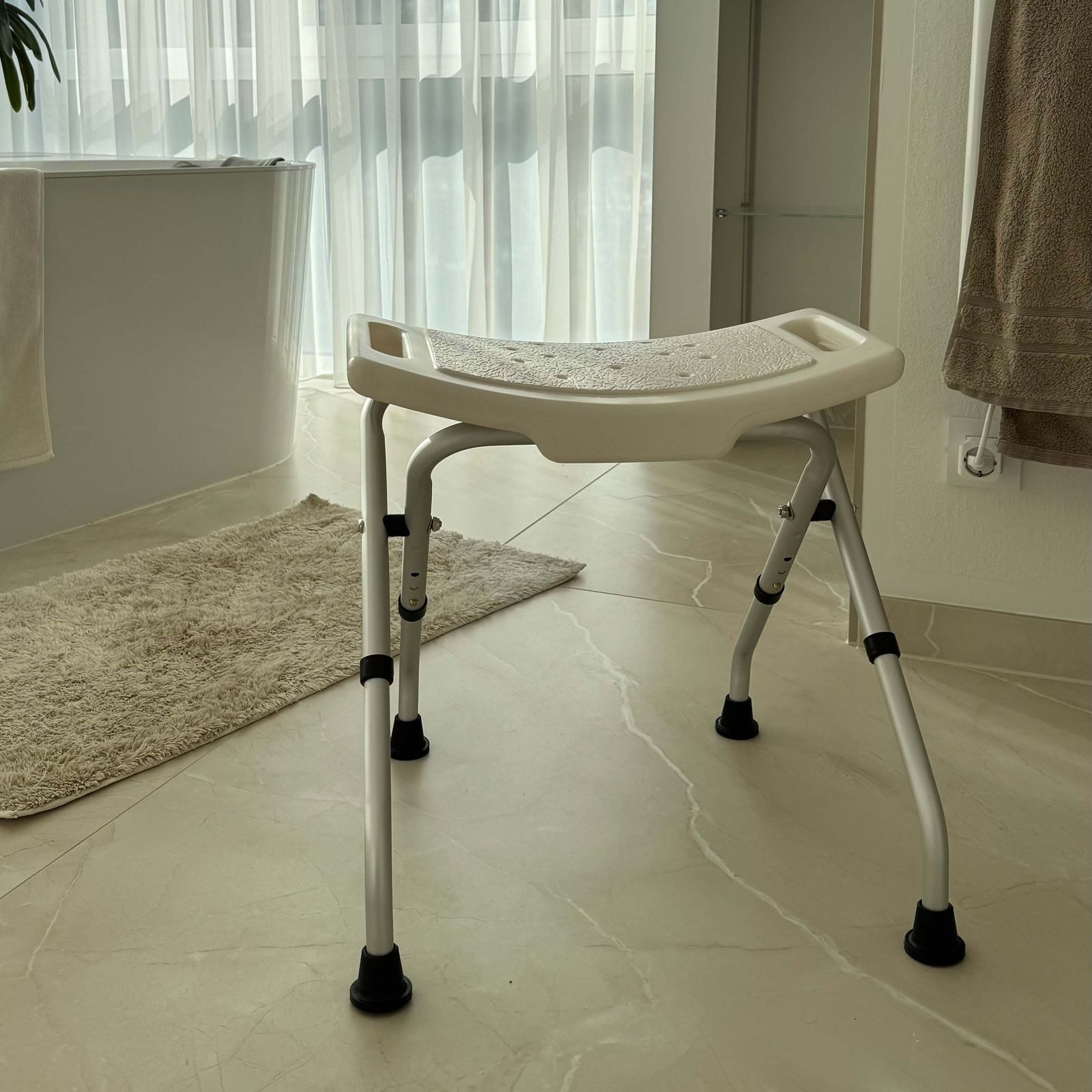 WENKO Badhocker WENKO Duschhocker Bad Hocker 120 kg Senioren Sitz Helfer Duschstuhl