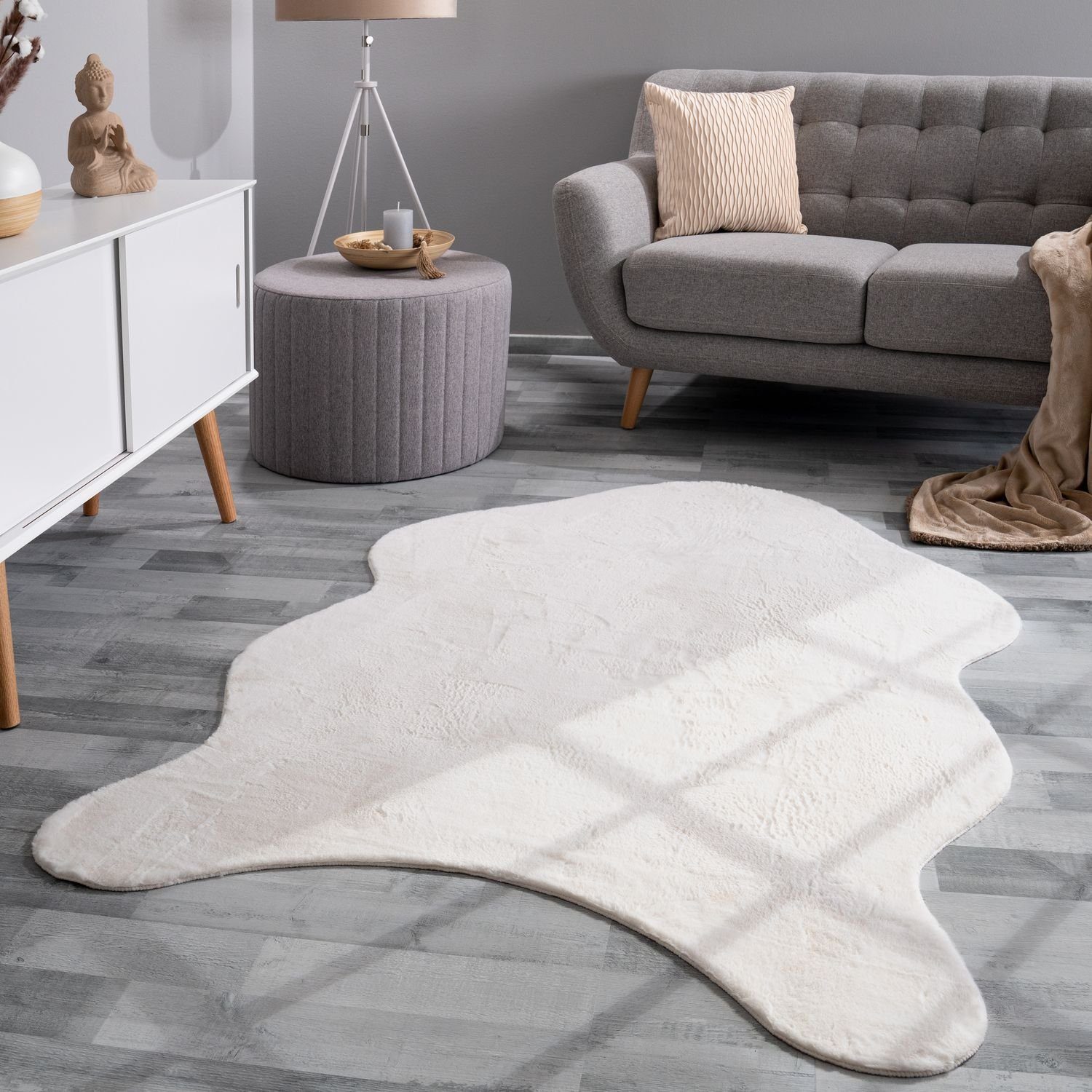 Teppich Wohnzimmer Teppich Unifarben Flauschig Modern Kunstfell Kurzflor, TT Home, Fell-Form, Höhe: 16 mm Creme