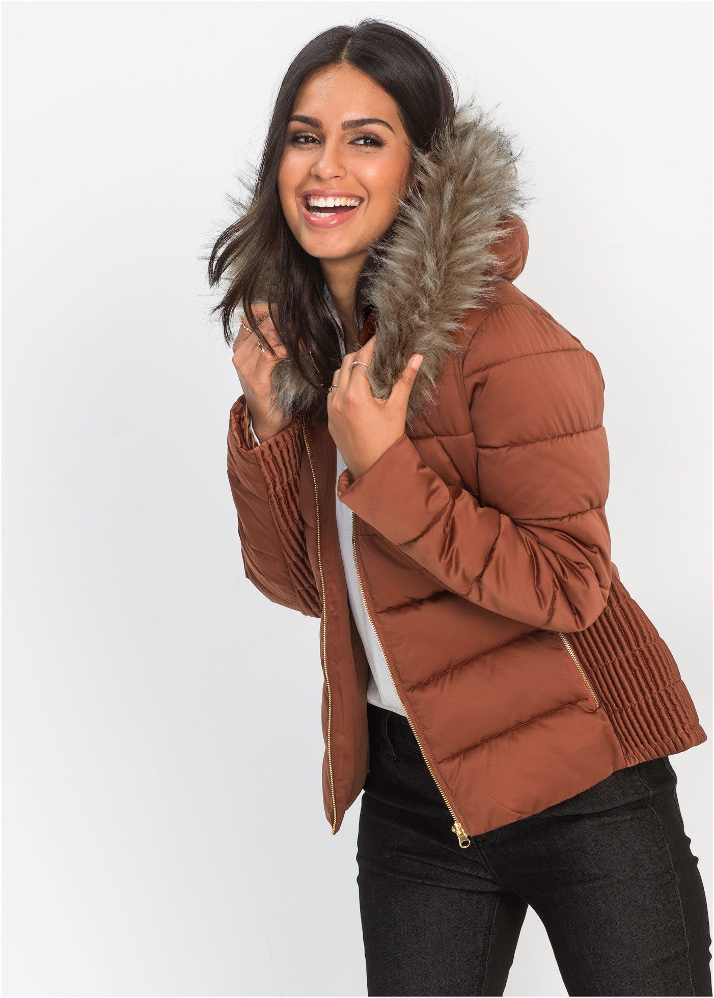 bonprix Steppjacke abnehmbares Fellimitat, mit seitlichem Smoke-Einsatz, gerade Passform