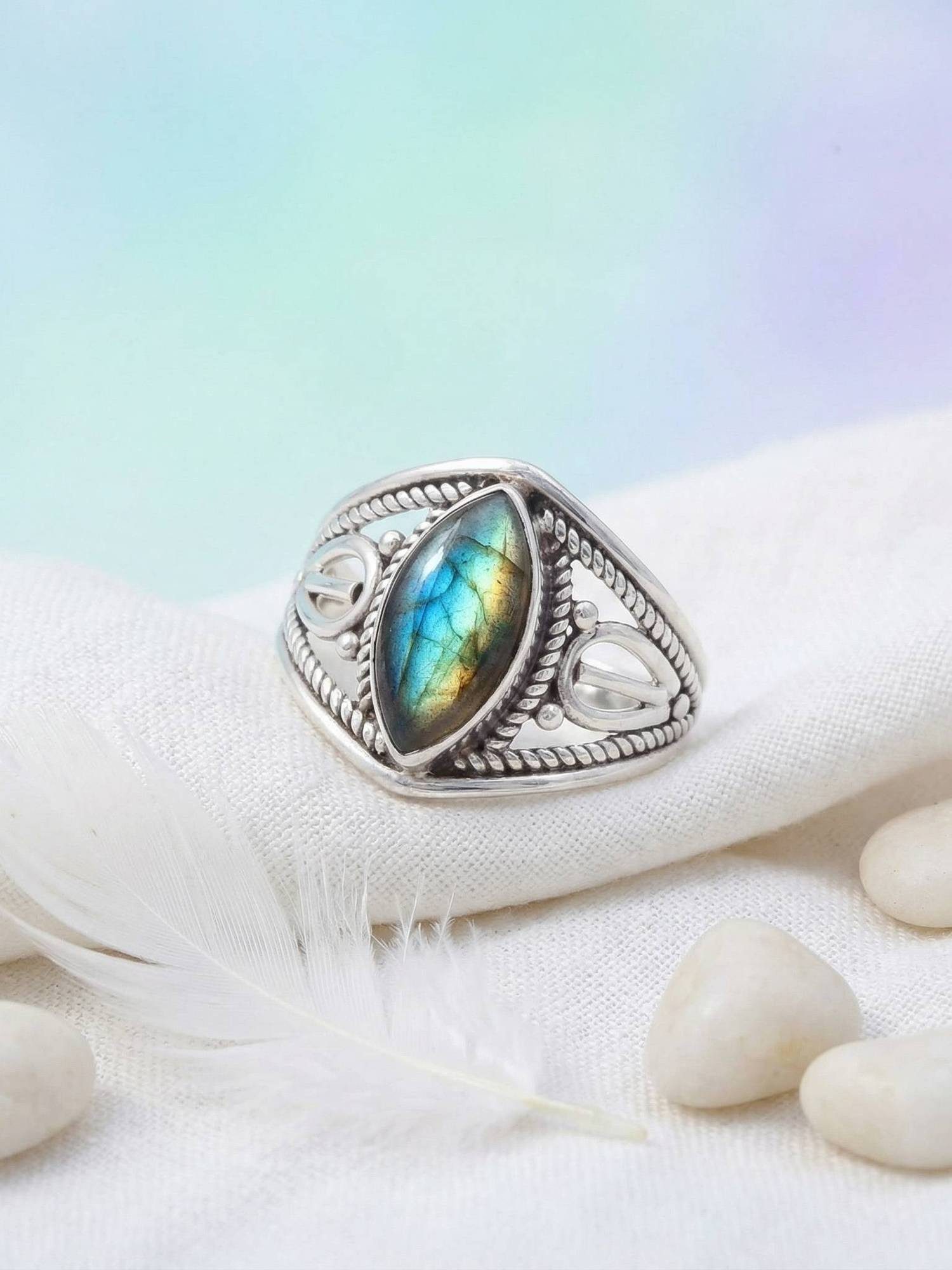 mantraroma Silberring DAHAB Ellipse aus 925 Silber mit Labradorit (Ring mit Schmuckbeutel), Damenring aus 925er Silber