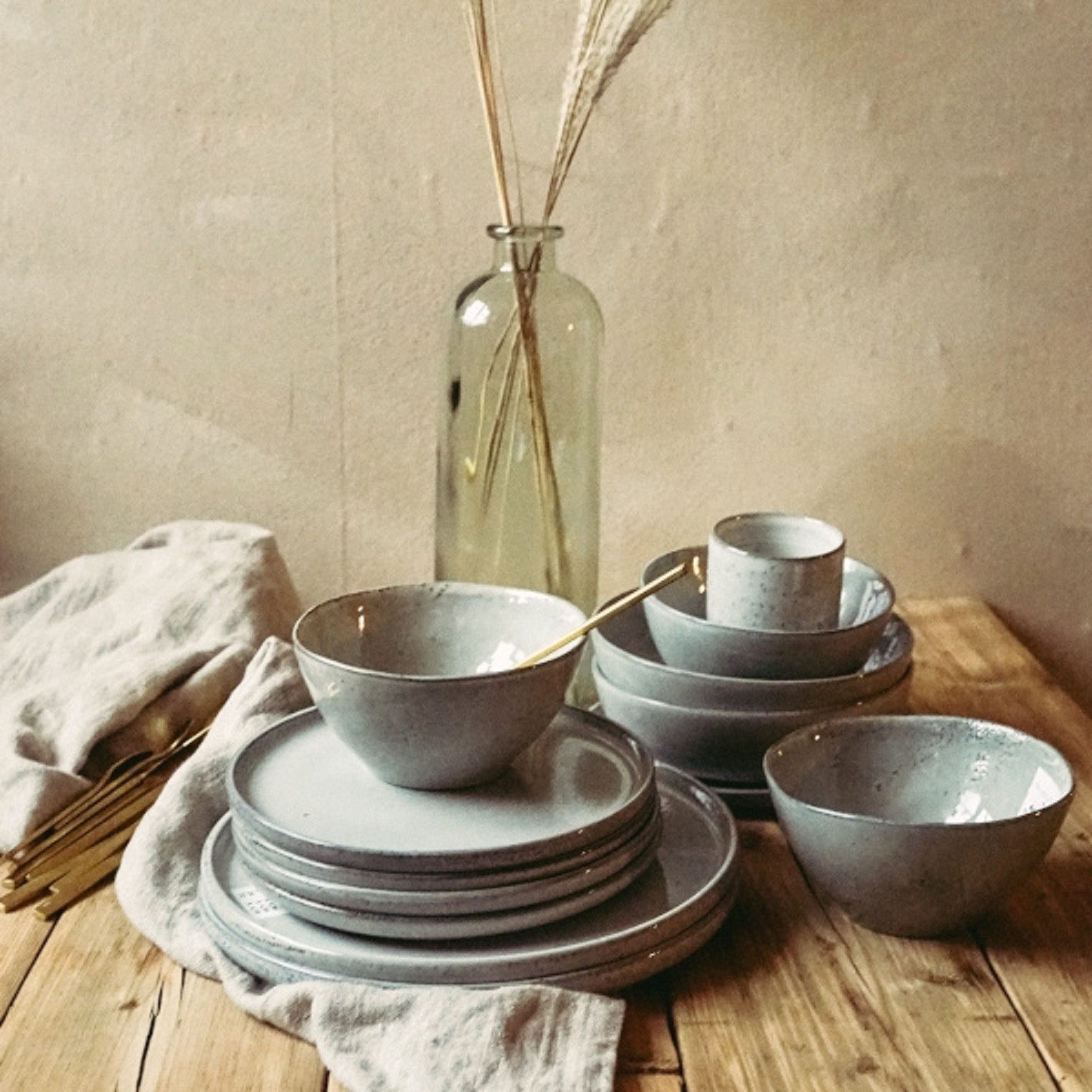 Werner Voß Frühstücksteller Eß Speise Teller Steingut grau 27cm rund flach Gedeck Geschirr Pearl