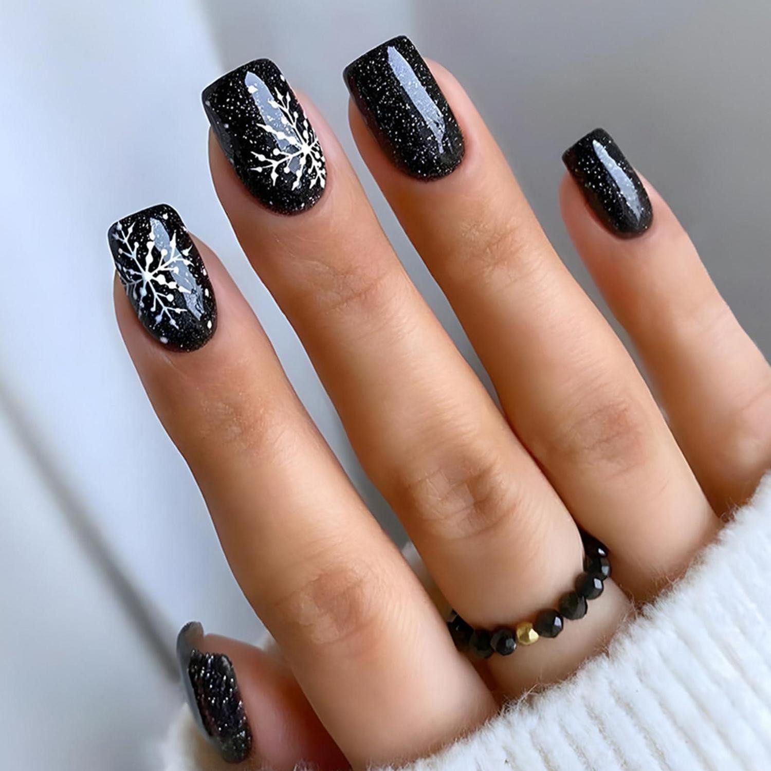 LuxusKollektion Kunstfingernägel Weihnachtliche Press On Nails Schwarz Schneeflocken