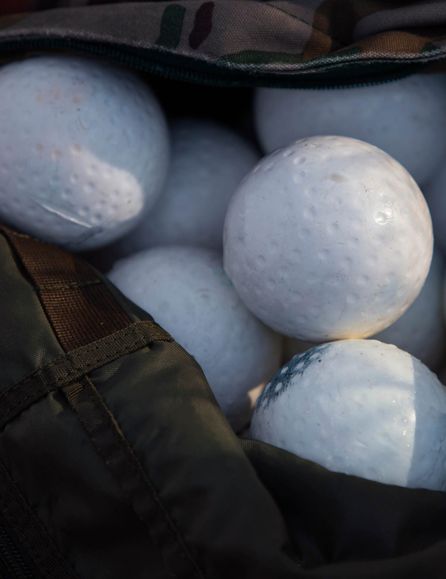 MUWO Hockeyball MUWO Feldhockeyball weiß, sehr gut für Training und Spiel geeignet