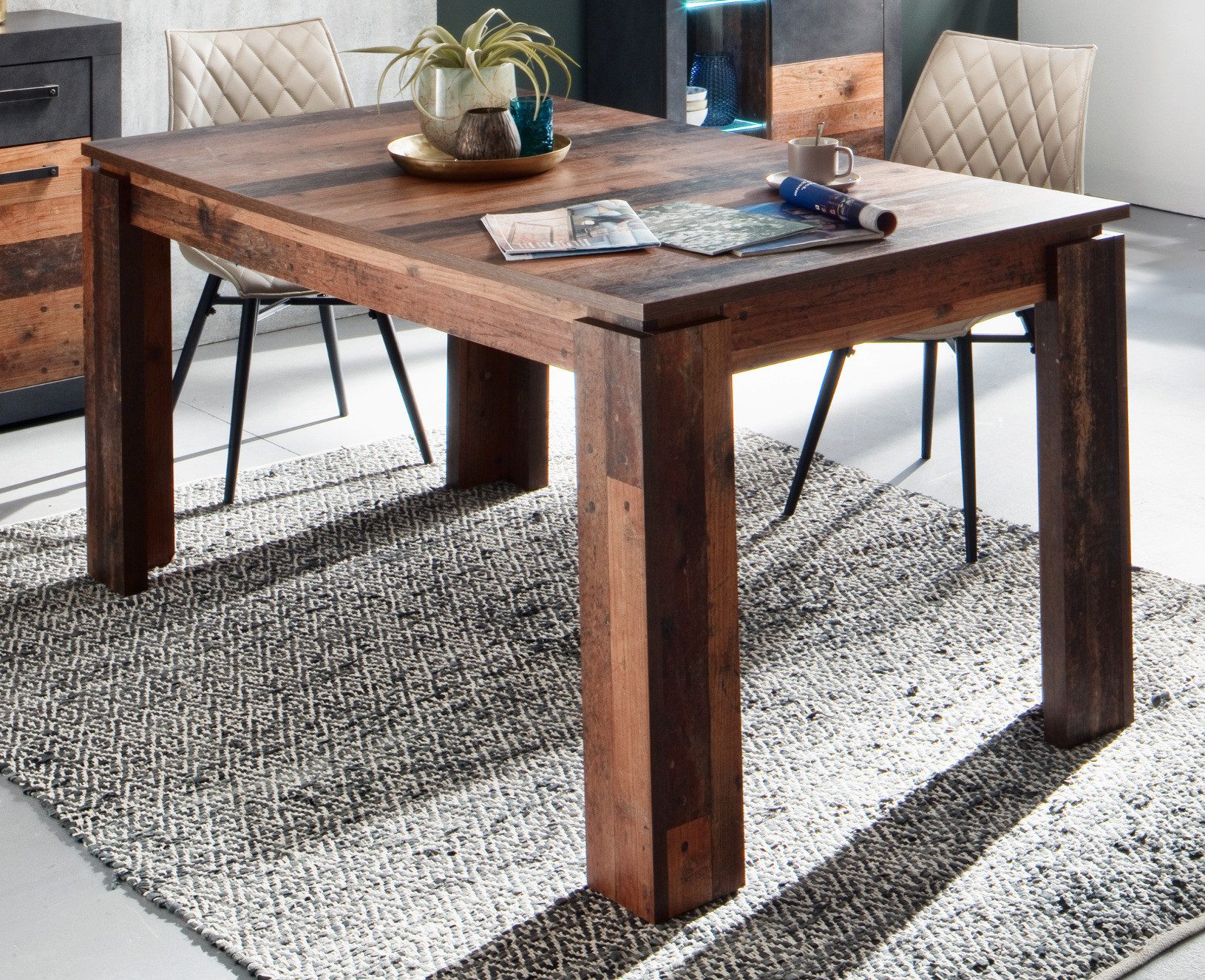 Inn.Furn Esstisch Foundry (Küchentisch in Used Wood Altholz Design, ausziehbar, 160 - 200 cm), bis zu 8 Personen