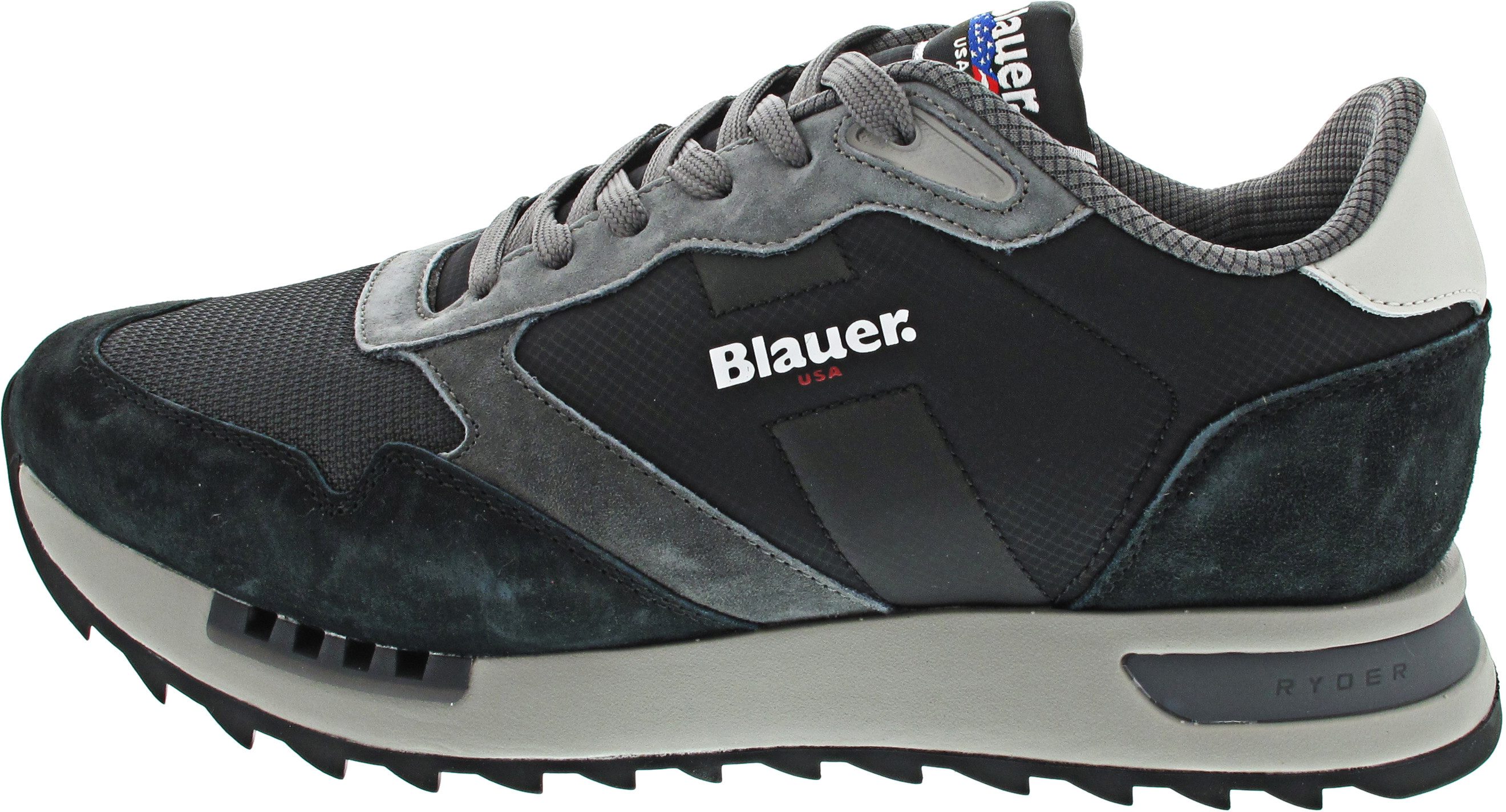 Blauer Sneaker