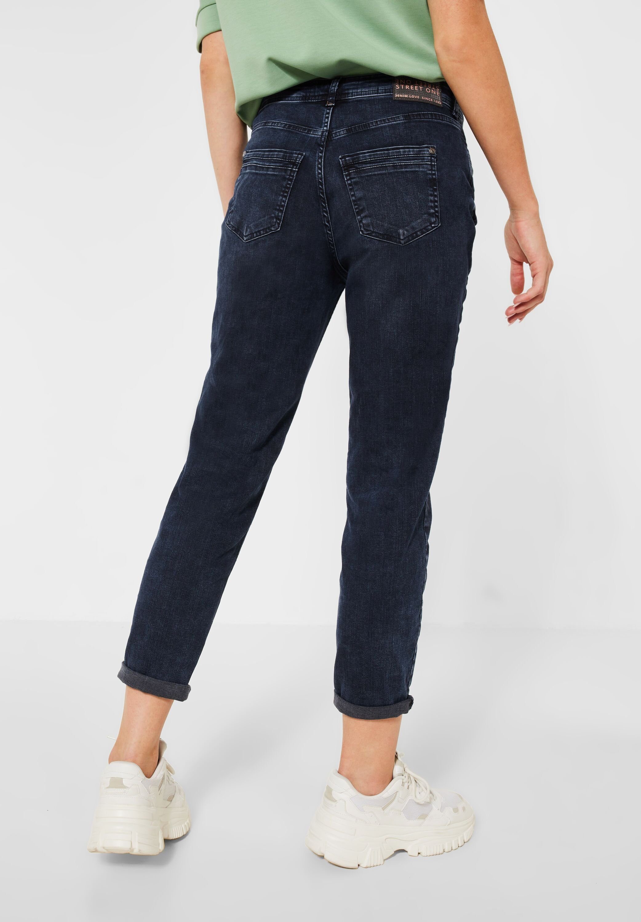 STREET ONE Comfort-fit-Jeans 5-Pocket-Style, Fit im Loose Damenjeans Style Mon