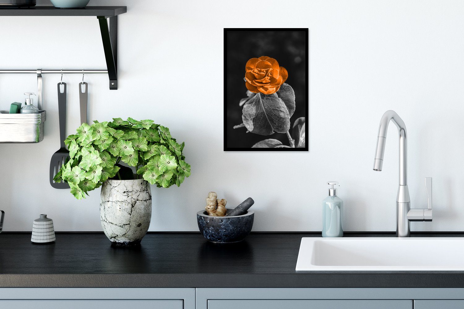 Schwarzem - - Blumen - Orange Wandposter, Bilder, Rosen Poster Weiß, (1 MuchoWow Gerahmtes Wanddeko, Bilderrahmen Schwarz Poster, St), -