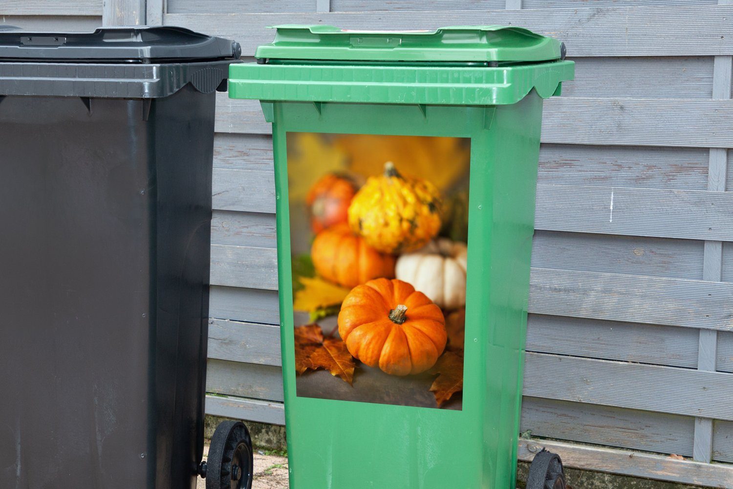MuchoWow Wandsticker Kürbis Sticker, Herbst Mülleimer-aufkleber, - Mülltonne, Container, St), (1 - Laub Abfalbehälter