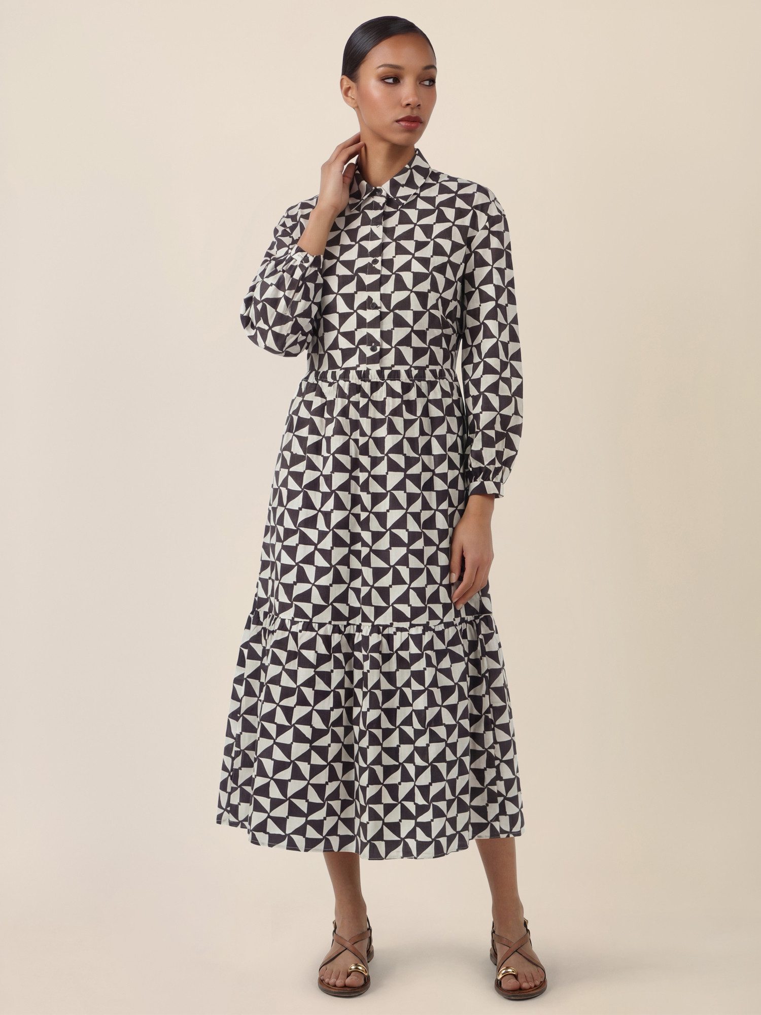 Apart Midikleid mit Stufenrock und Print günstig online kaufen