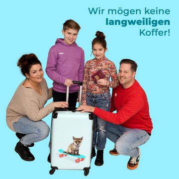 NoBoringSuitcases.com© Koffer Fuchs - Tiere - Skateboard - Blau 67x43x25cm, 4 Rollen, Mittelgroßer Koffer für Kinder, Trolley