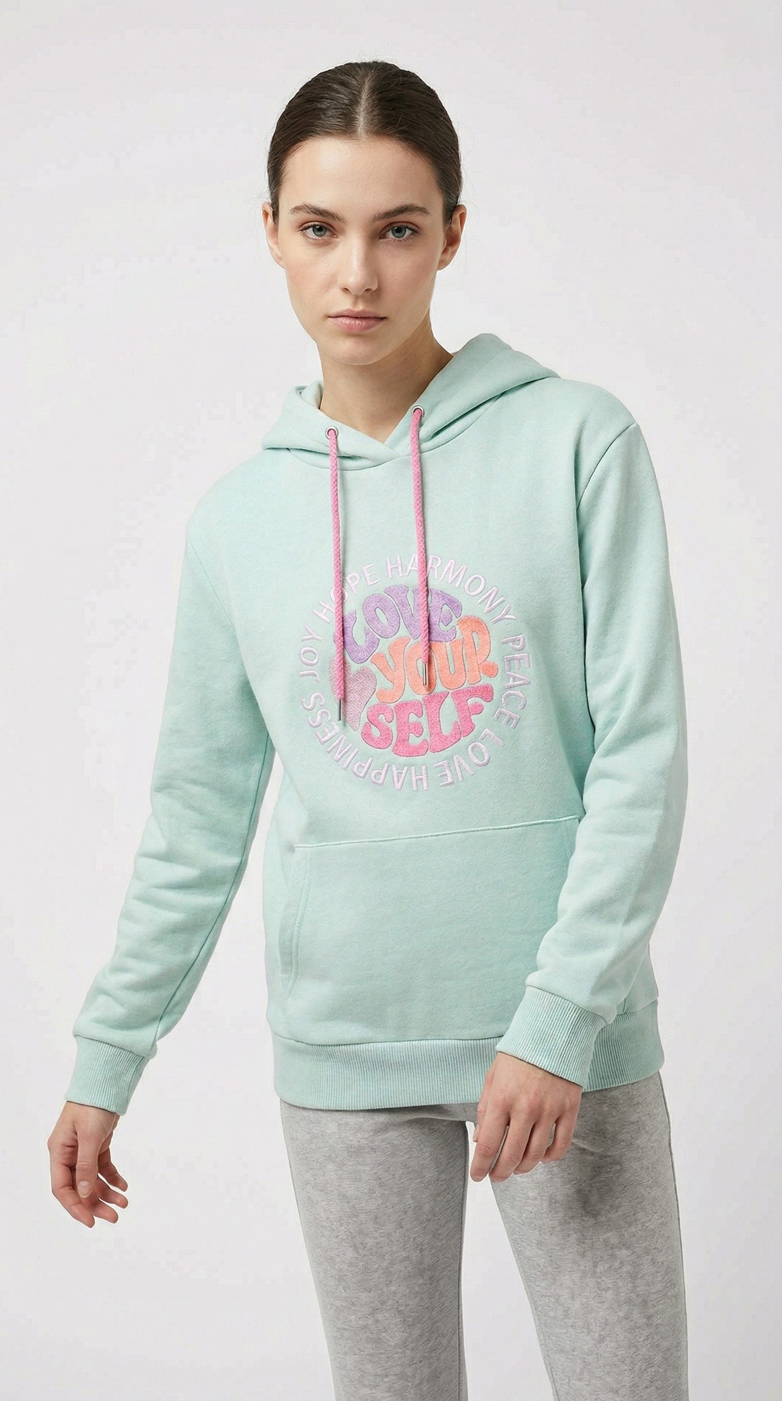 Zwillingsherz Hoodie "Love Yourslef" runde große Frontstickerei, farbige Ko günstig online kaufen