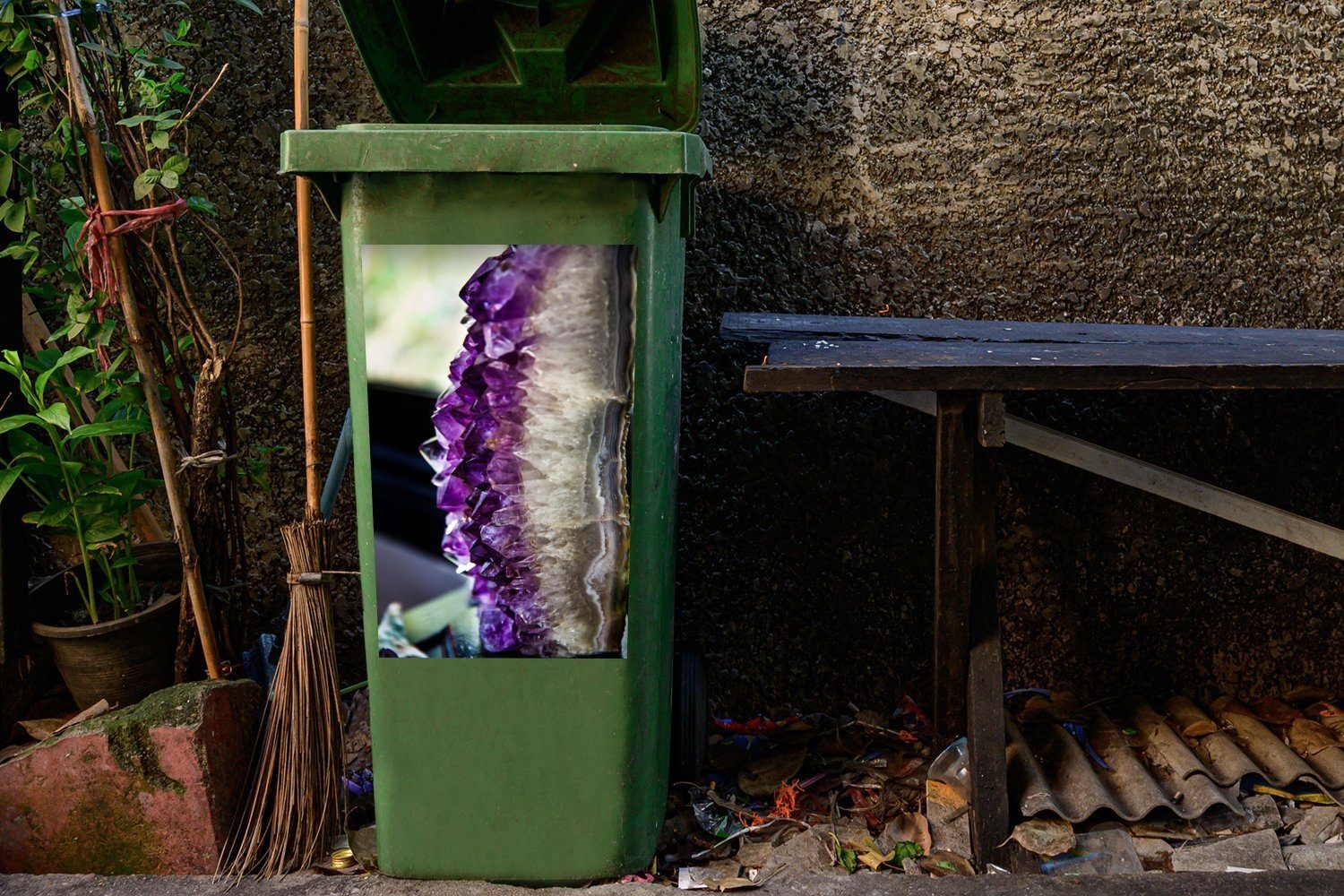 St), Mülleimer-aufkleber, Sticker, MuchoWow Lila Container, Wandsticker Abfalbehälter (1 Mülltonne, in Schichten Edelstein