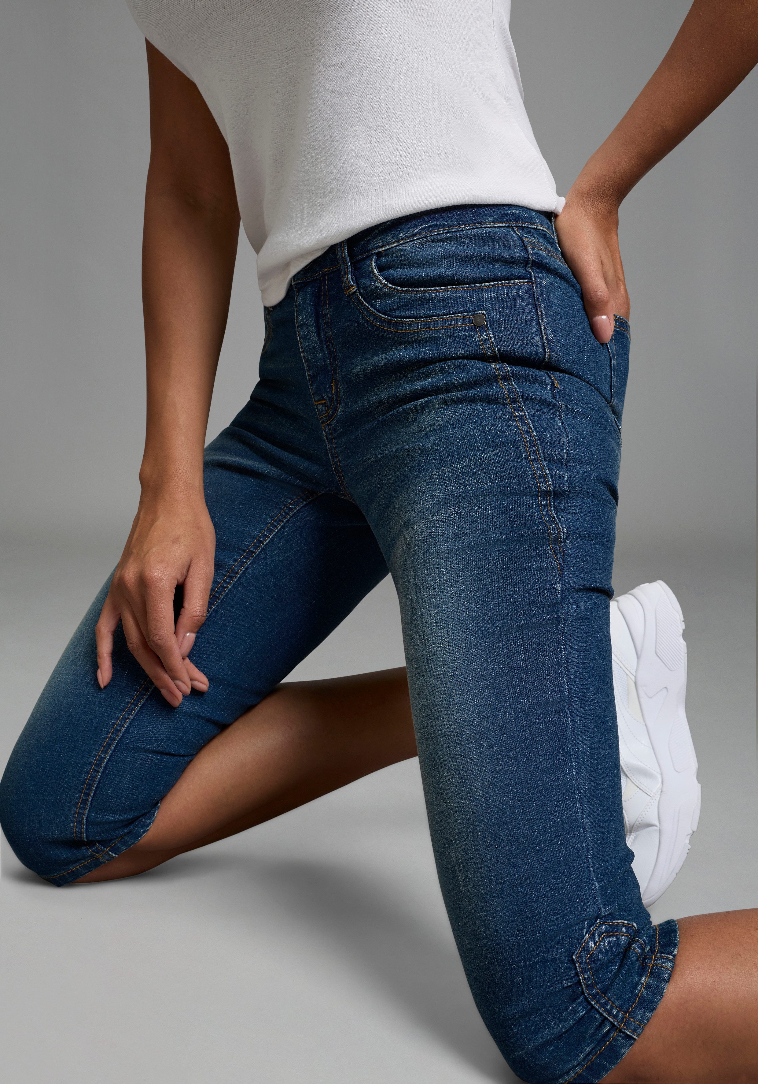 Arizona Caprijeans Skinny Fit, 3/4-Länge, mit Eingrifftaschen und Gesäßtaschen