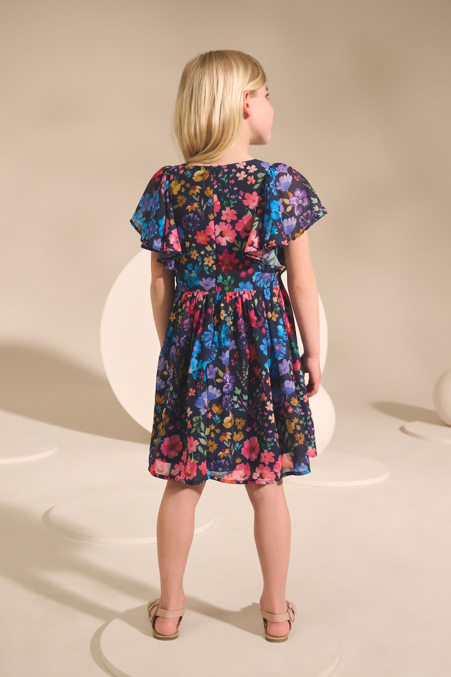 Next Partykleid Verziertes Kleid mit Engelsärmeln günstig online kaufen
