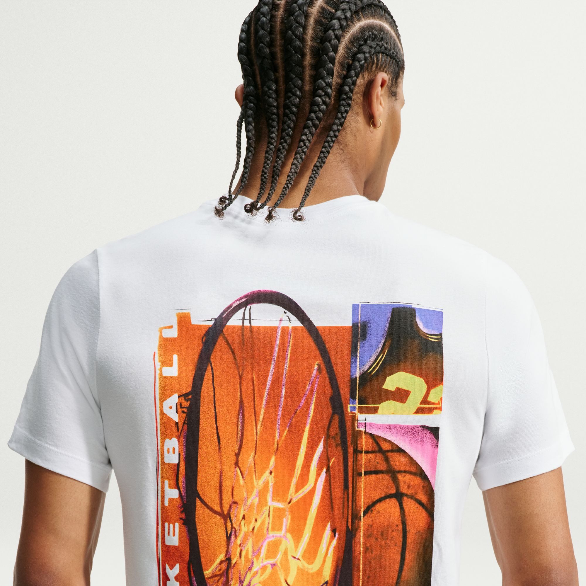 Nike T-Shirt Nike Men's Basketball T-Shirt mit Rundhalsausschnitt, aus Baumwolle, normale Länge