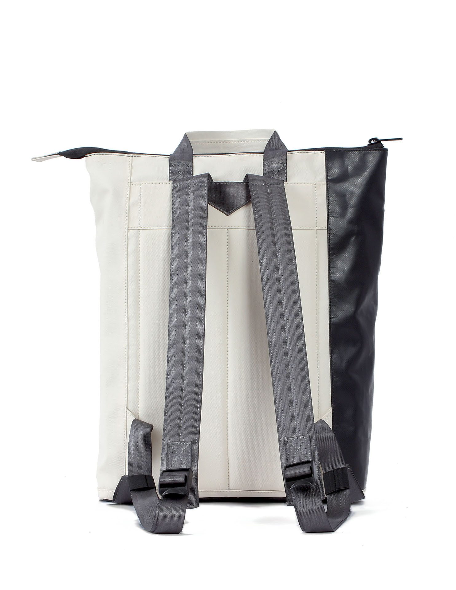 7clouds Laptoprucksack Shawi 7.1, mit recyceltem PET