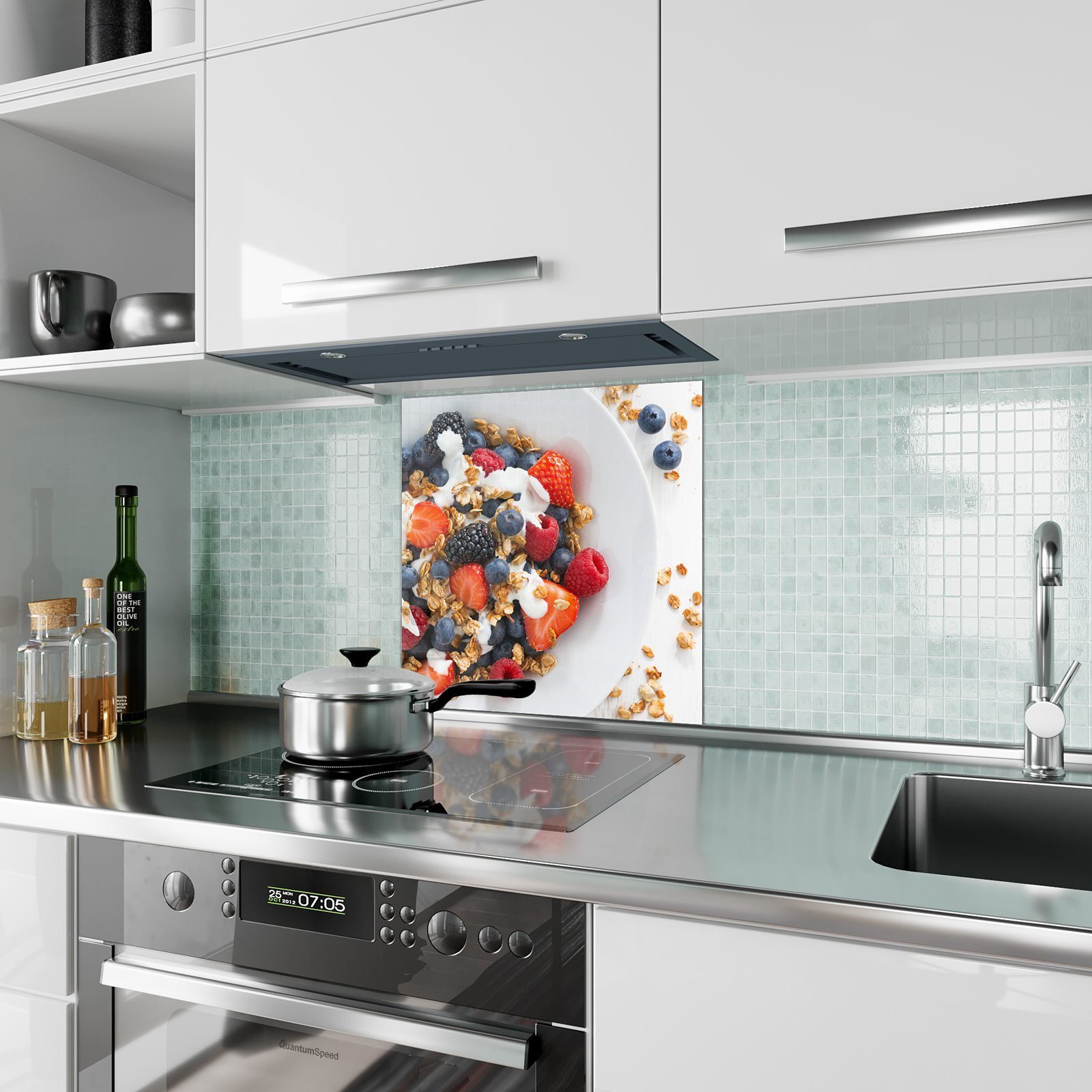 Primedeco Frisches Müsli Spritzschutz Küchenrückwand Küchenrückwand mit Glas mit Motiv Joghurt